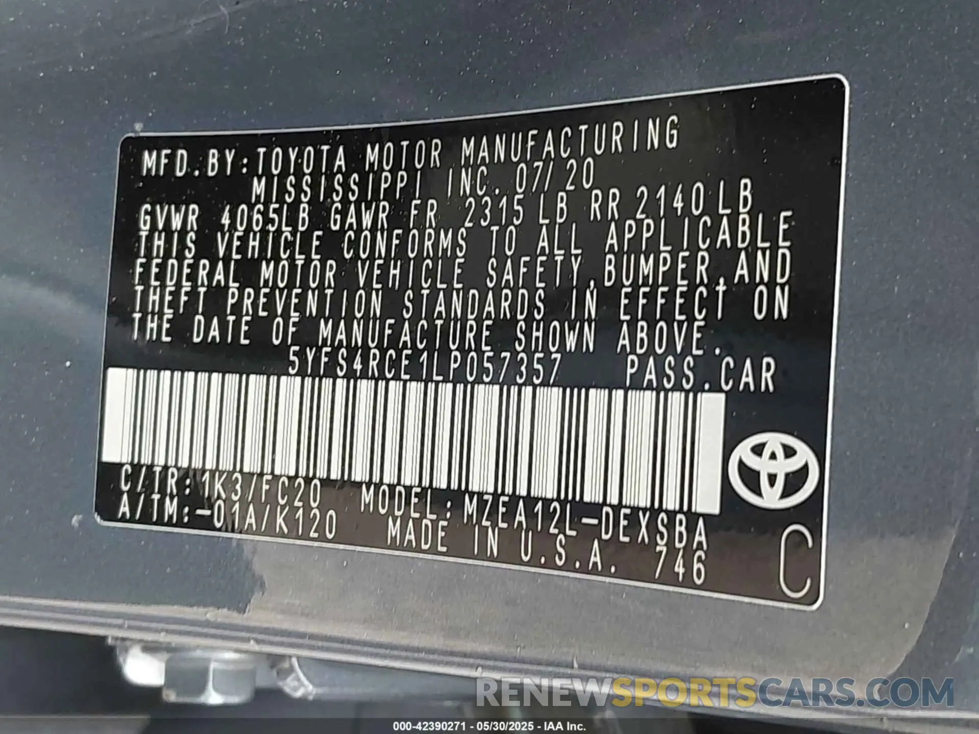 9 Photograph of a damaged car 5YFS4RCE1LP057357 TOYOTA COROLLA 2020