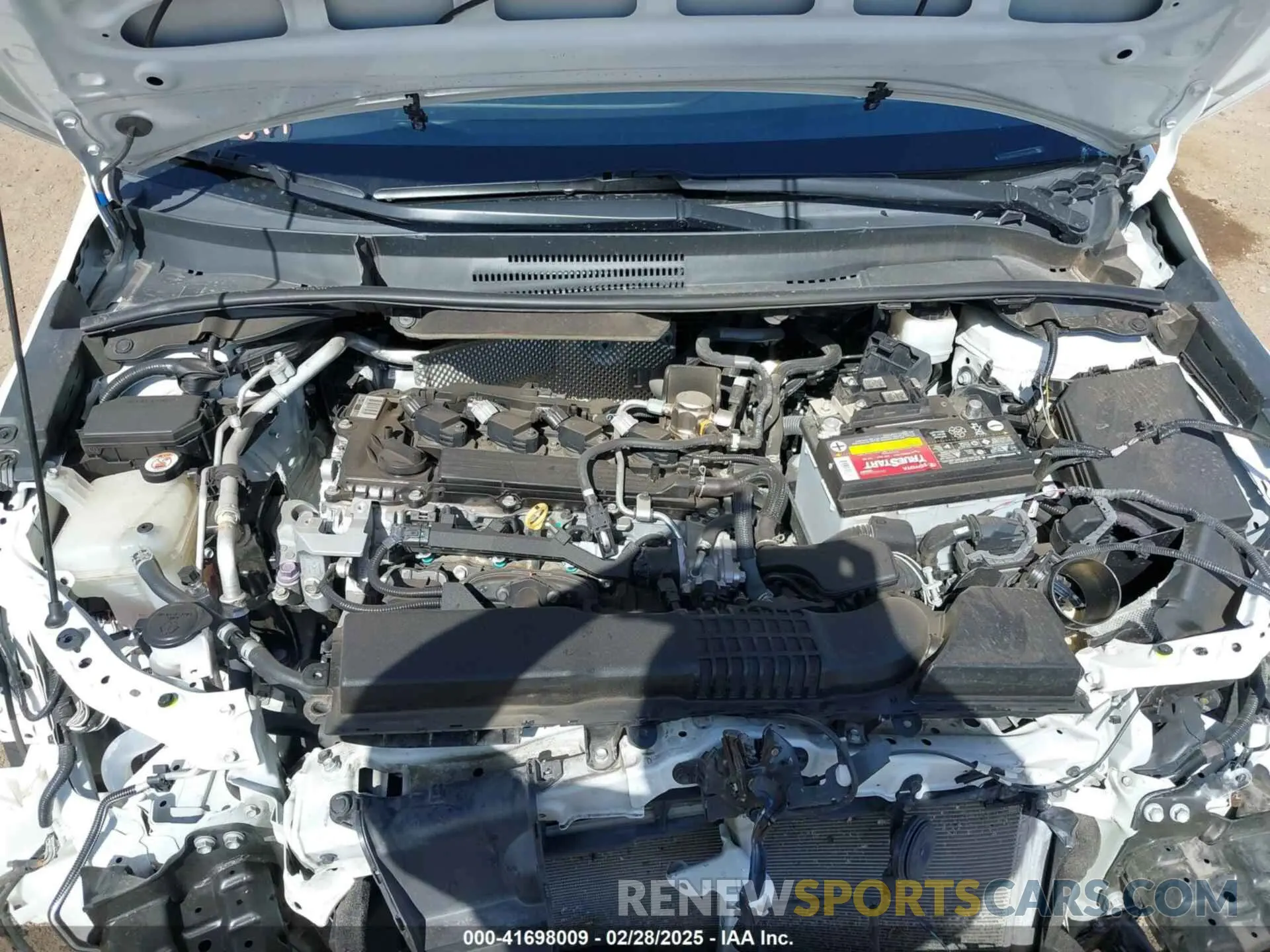 10 Photograph of a damaged car 5YFS4RCE2LP024691 TOYOTA COROLLA 2020