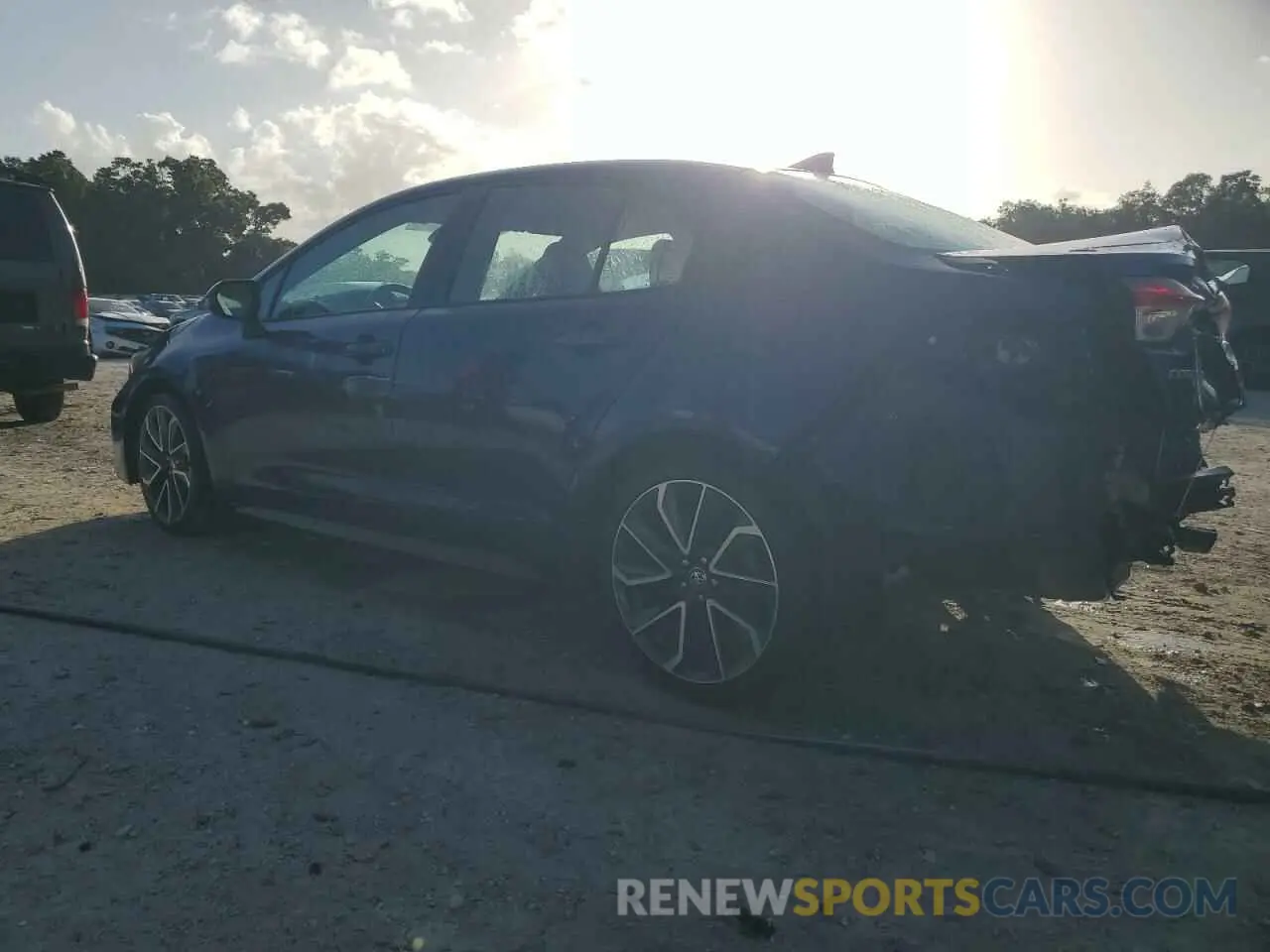2 Photograph of a damaged car 5YFS4RCE2LP026053 TOYOTA COROLLA 2020
