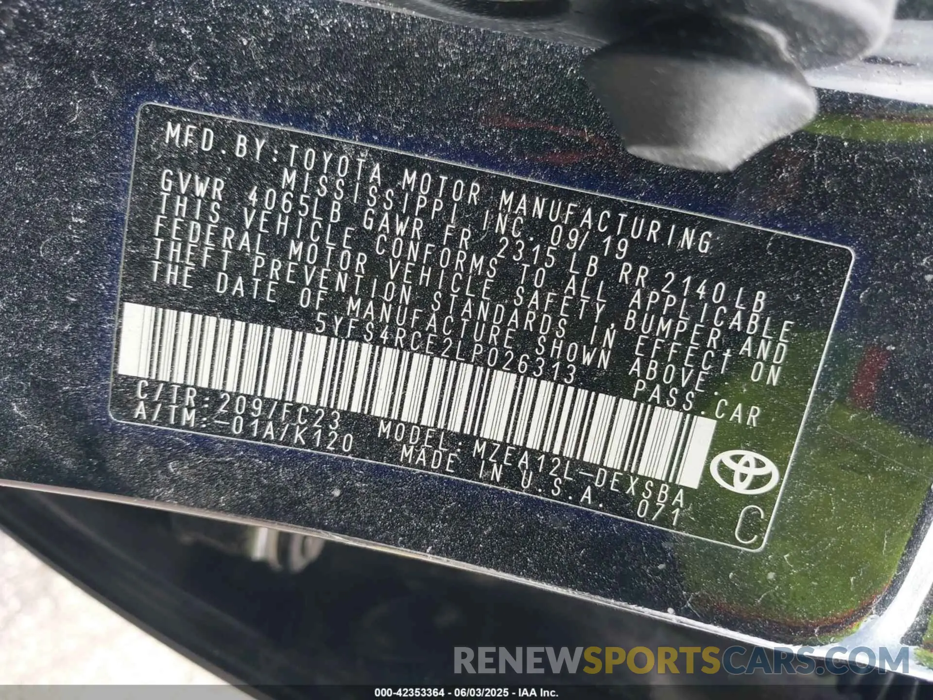 9 Photograph of a damaged car 5YFS4RCE2LP026313 TOYOTA COROLLA 2020