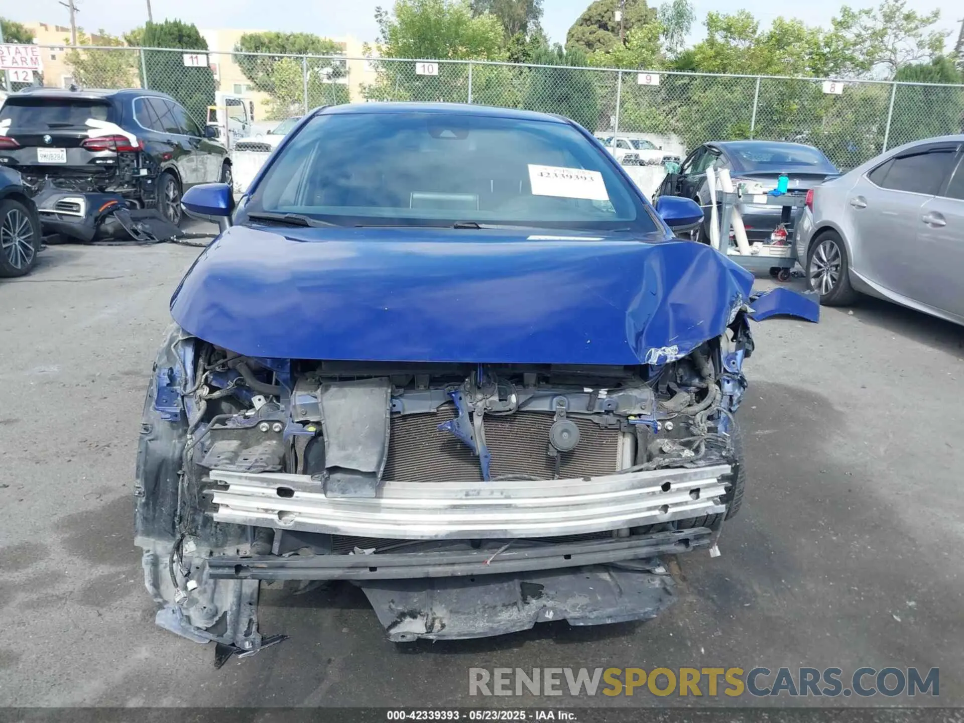 13 Photograph of a damaged car 5YFS4RCE2LP026747 TOYOTA COROLLA 2020