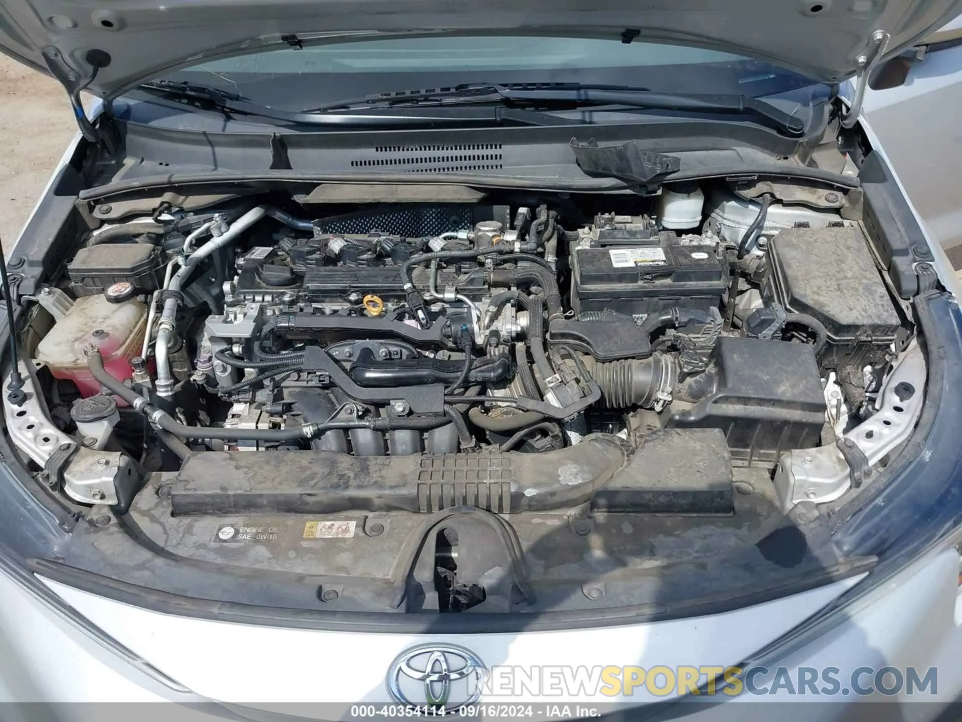 10 Photograph of a damaged car 5YFS4RCE2LP028062 TOYOTA COROLLA 2020