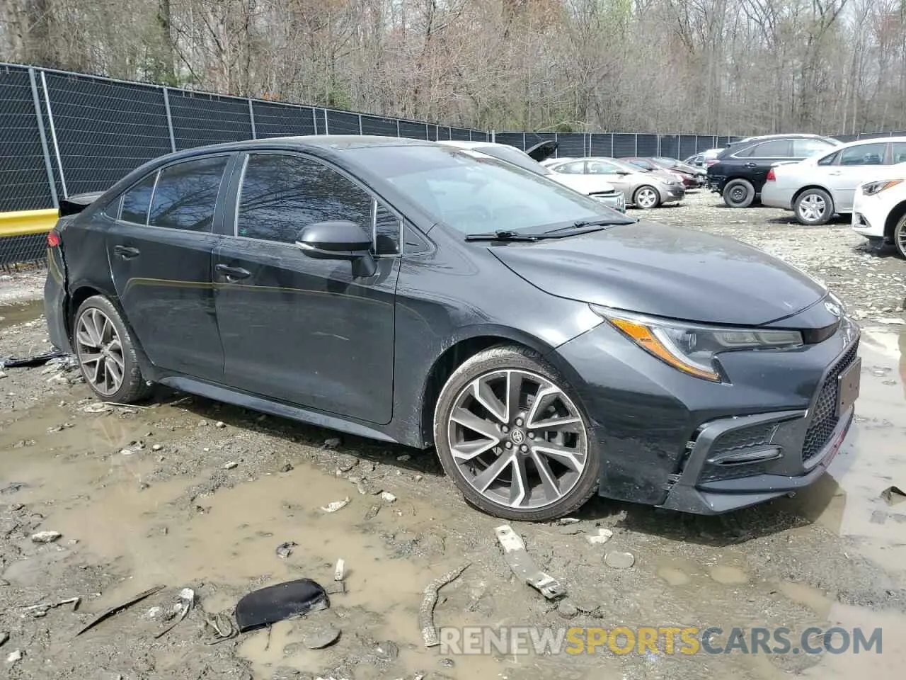 4 Photograph of a damaged car 5YFS4RCE2LP032726 TOYOTA COROLLA 2020