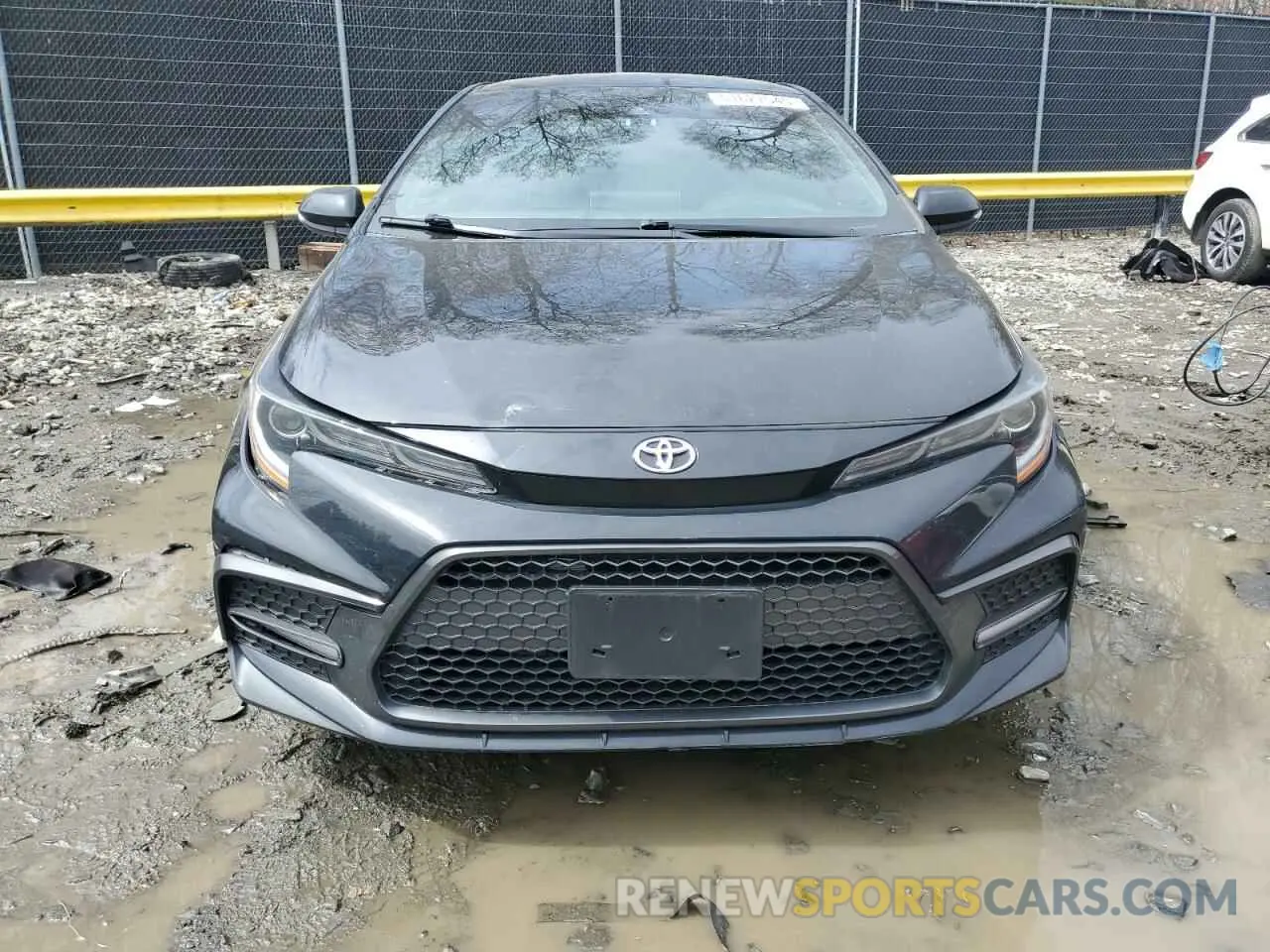 5 Photograph of a damaged car 5YFS4RCE2LP032726 TOYOTA COROLLA 2020