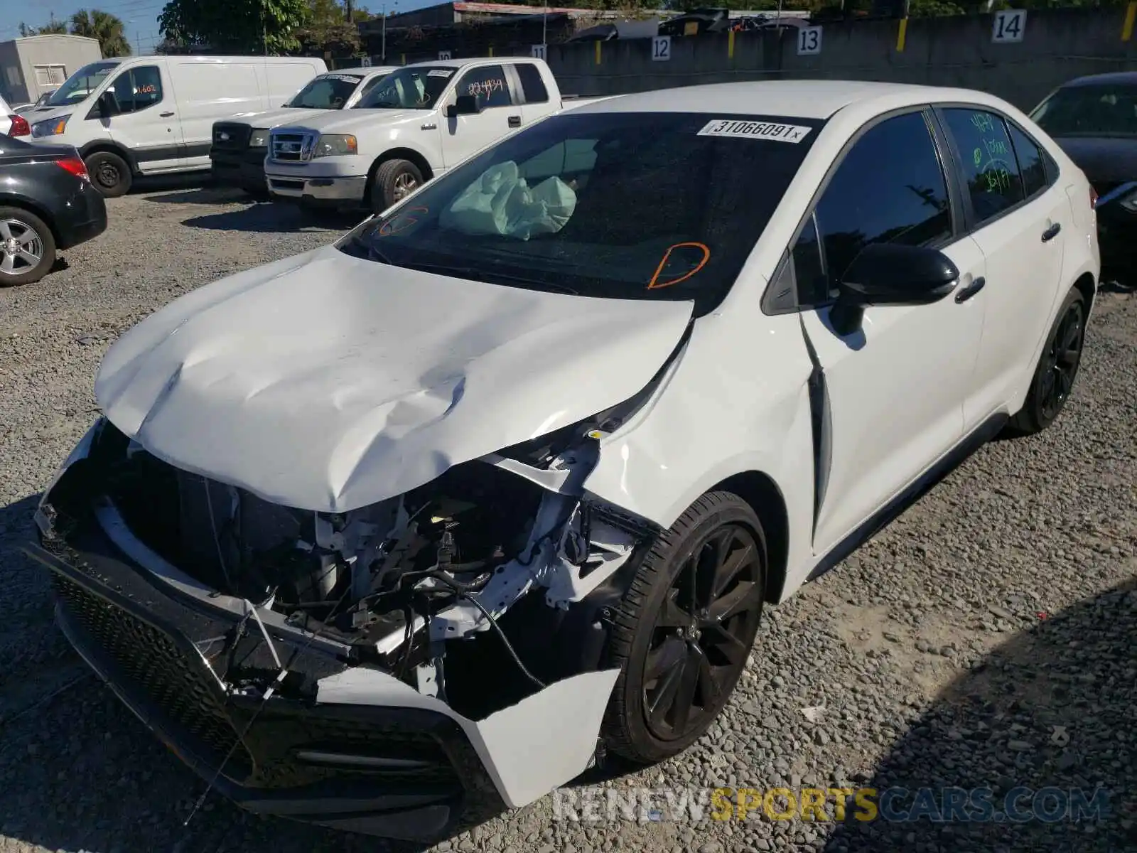 2 Photograph of a damaged car 5YFS4RCE2LP039515 TOYOTA COROLLA 2020