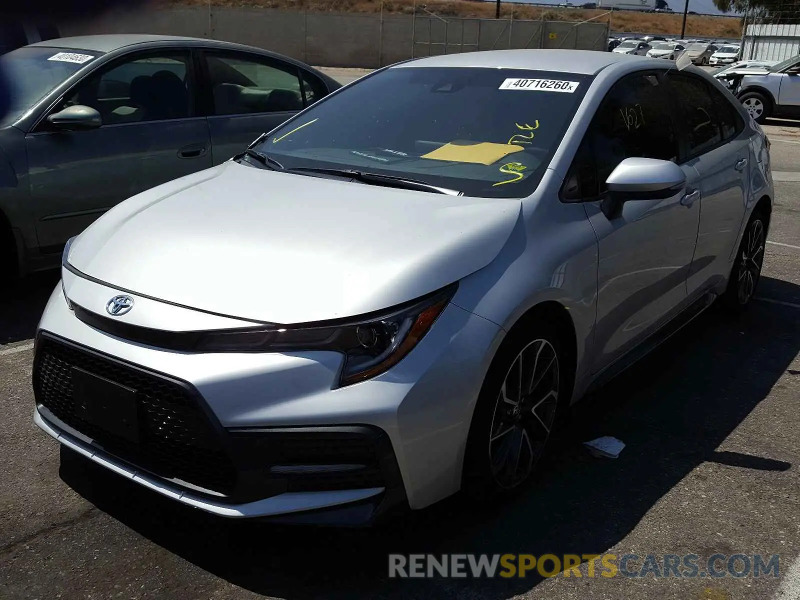 2 Photograph of a damaged car 5YFS4RCE2LP044729 TOYOTA COROLLA 2020