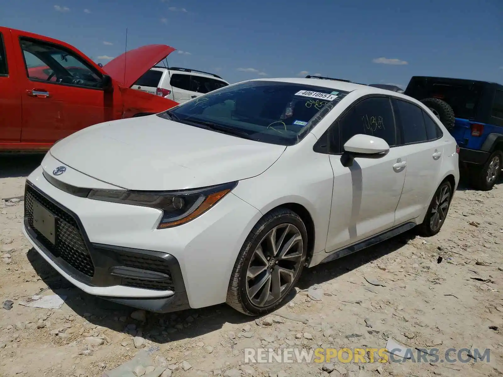 2 Photograph of a damaged car 5YFS4RCE2LP046142 TOYOTA COROLLA 2020