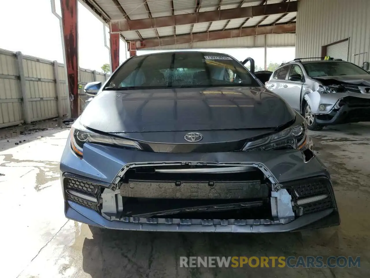 5 Photograph of a damaged car 5YFS4RCE2LP046643 TOYOTA COROLLA 2020