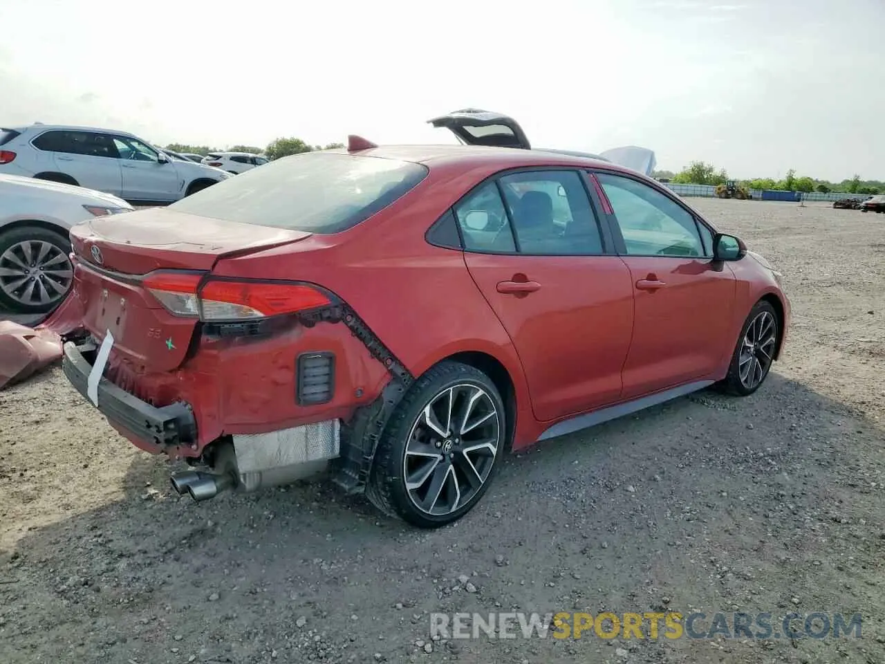 3 Photograph of a damaged car 5YFS4RCE2LP048294 TOYOTA COROLLA 2020
