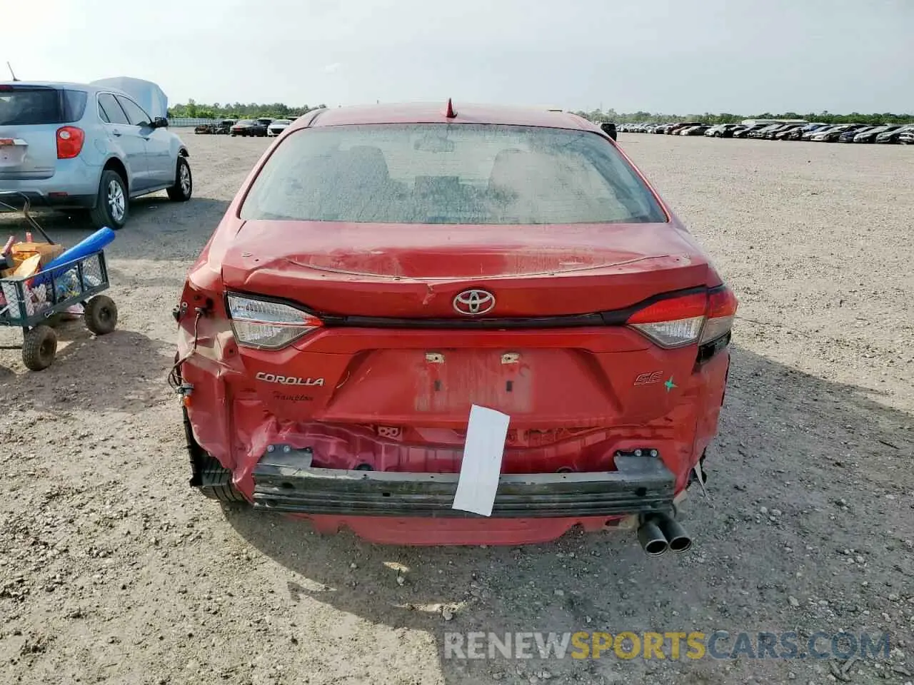 6 Photograph of a damaged car 5YFS4RCE2LP048294 TOYOTA COROLLA 2020