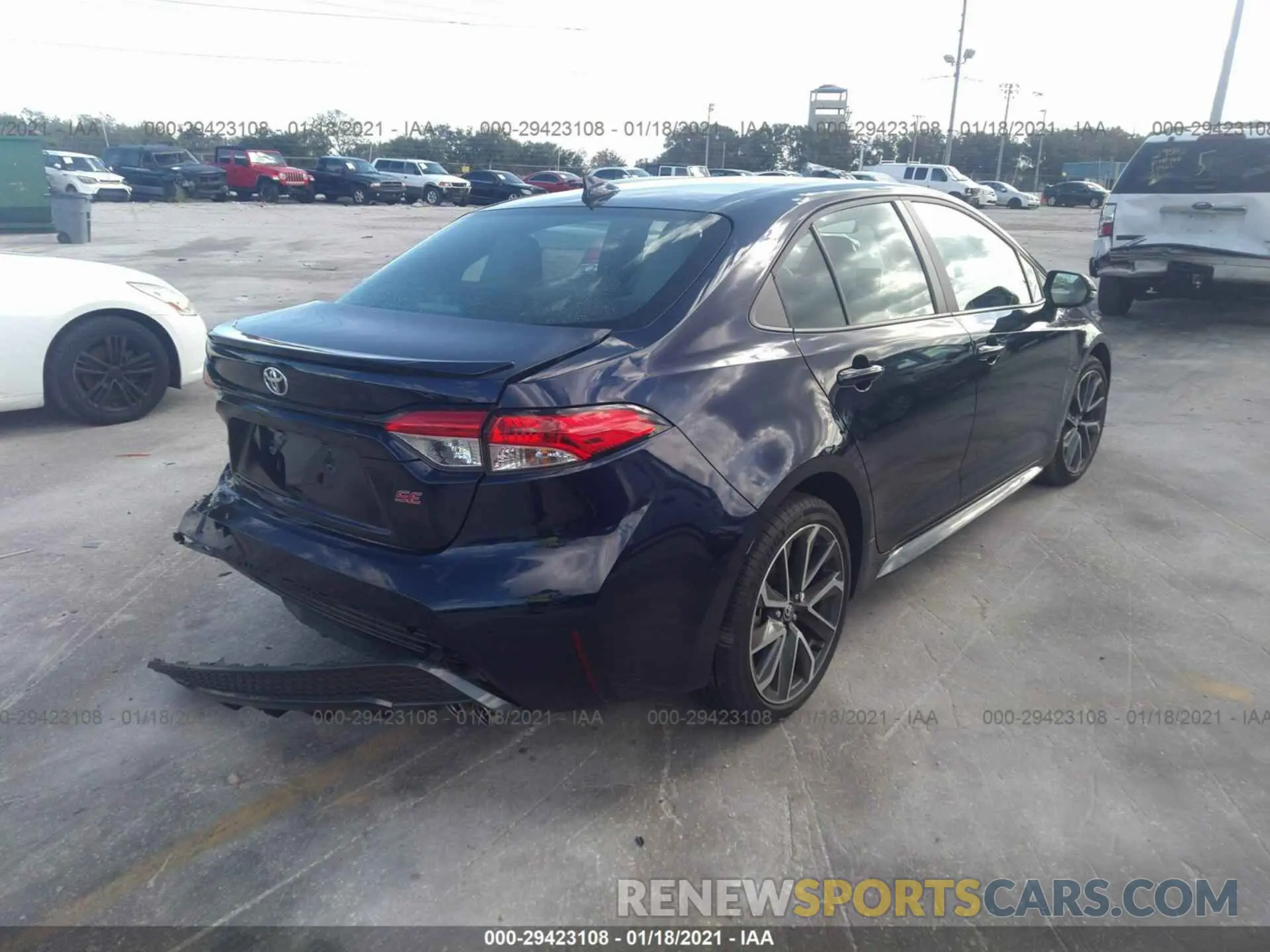 4 Photograph of a damaged car 5YFS4RCE2LP048828 TOYOTA COROLLA 2020