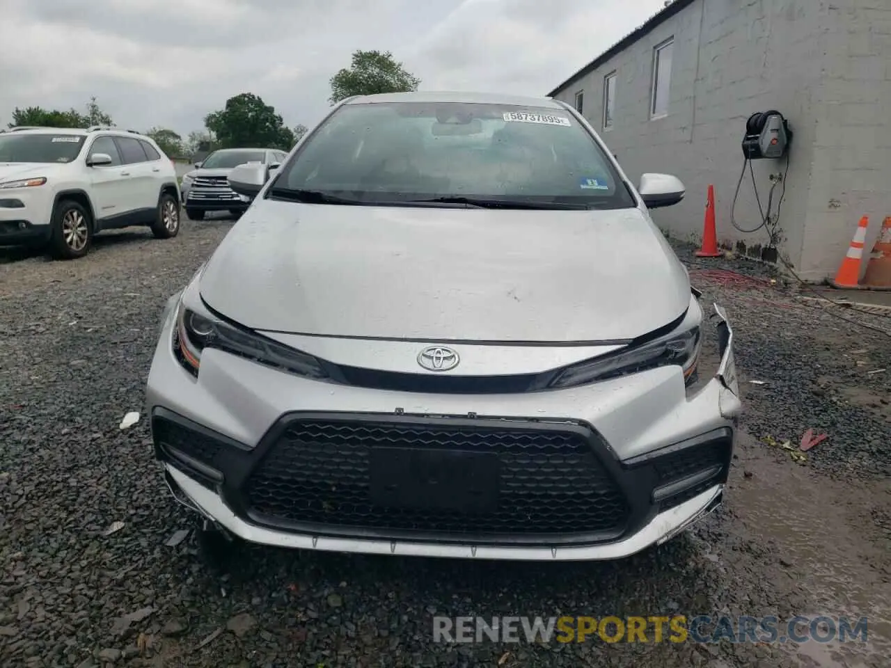 5 Photograph of a damaged car 5YFS4RCE2LP050272 TOYOTA COROLLA 2020