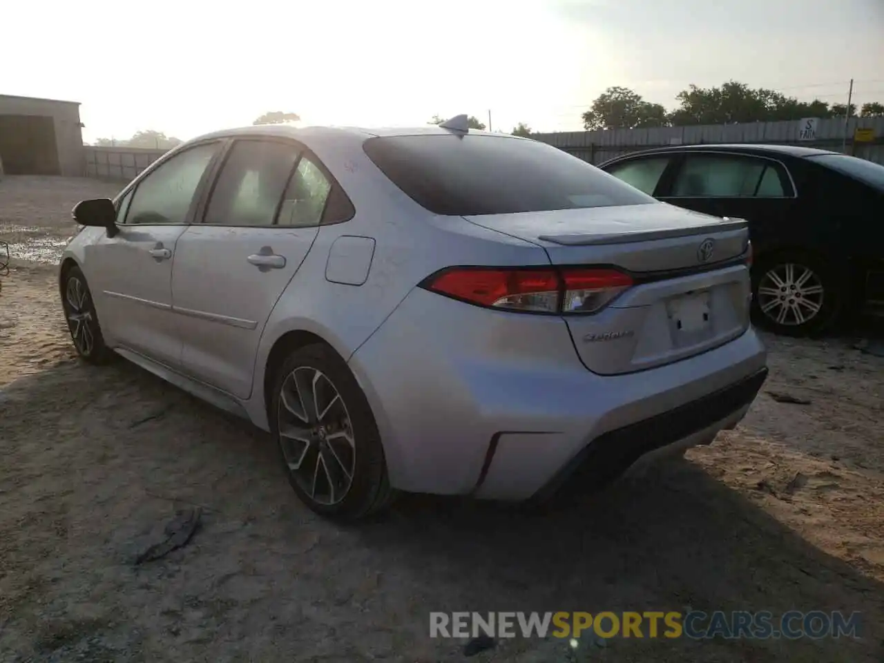 3 Photograph of a damaged car 5YFS4RCE2LP051289 TOYOTA COROLLA 2020