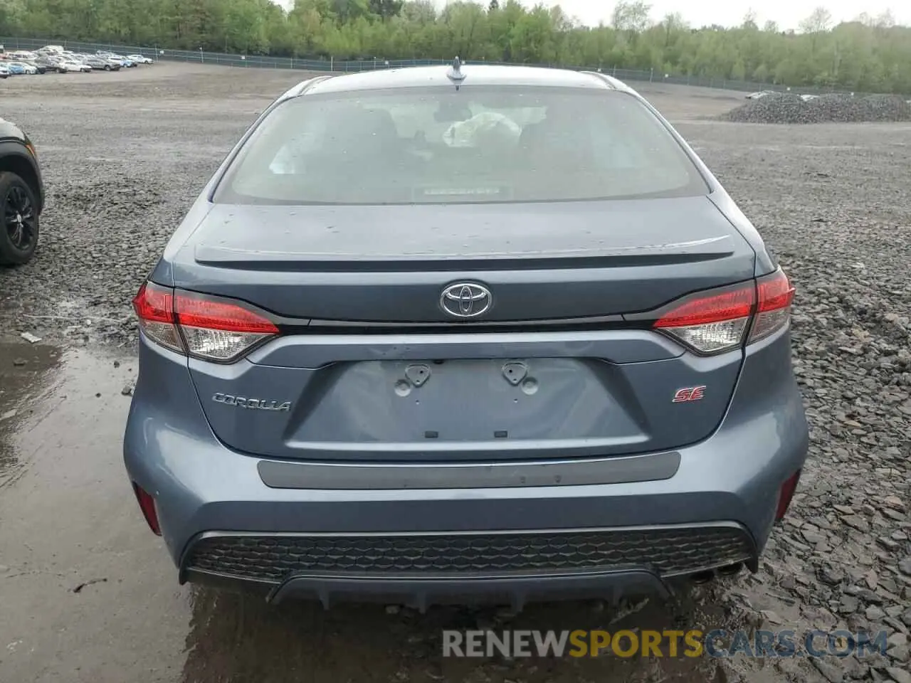 6 Photograph of a damaged car 5YFS4RCE2LP056413 TOYOTA COROLLA 2020