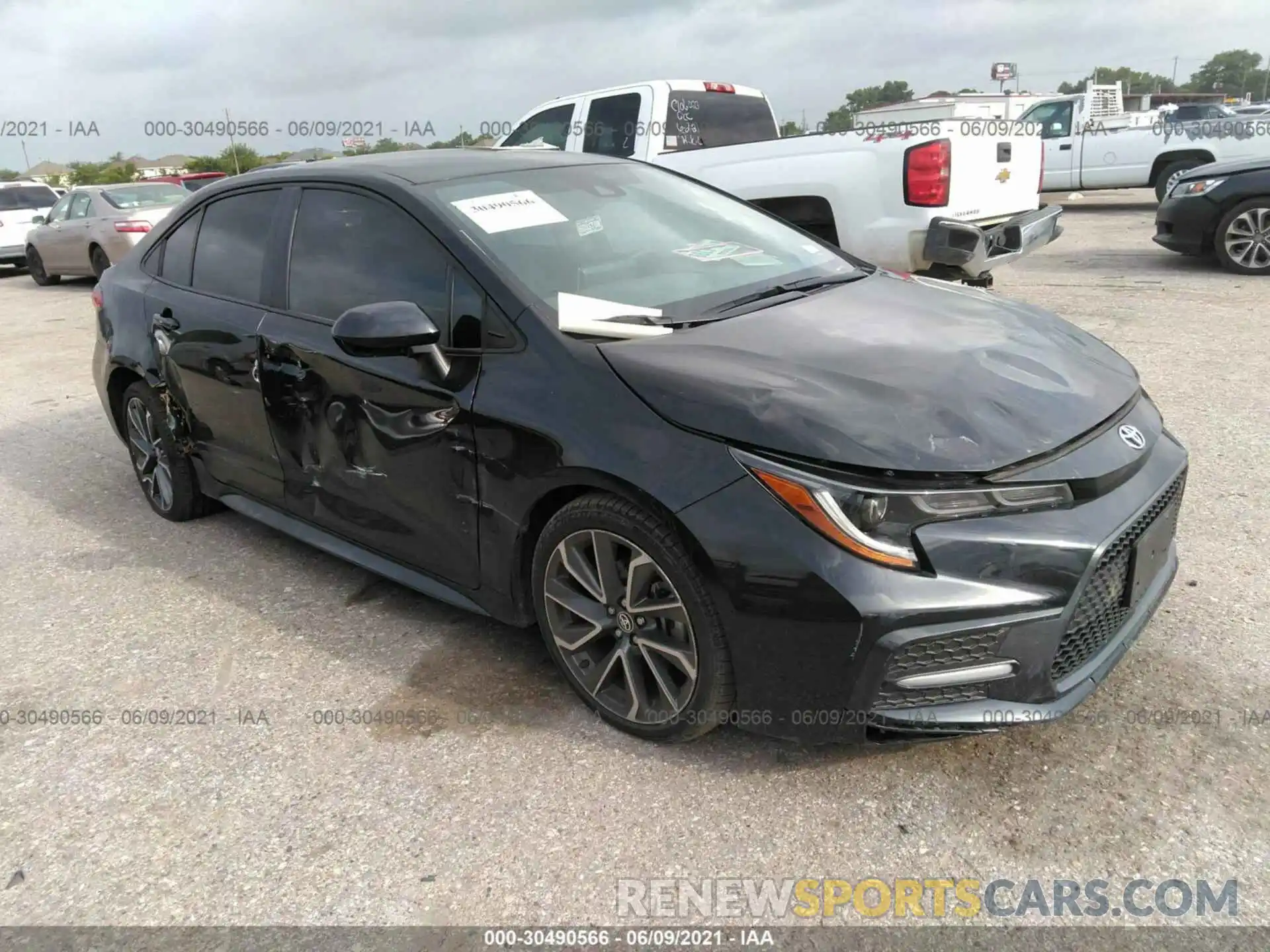 1 Photograph of a damaged car 5YFS4RCE2LP056718 TOYOTA COROLLA 2020