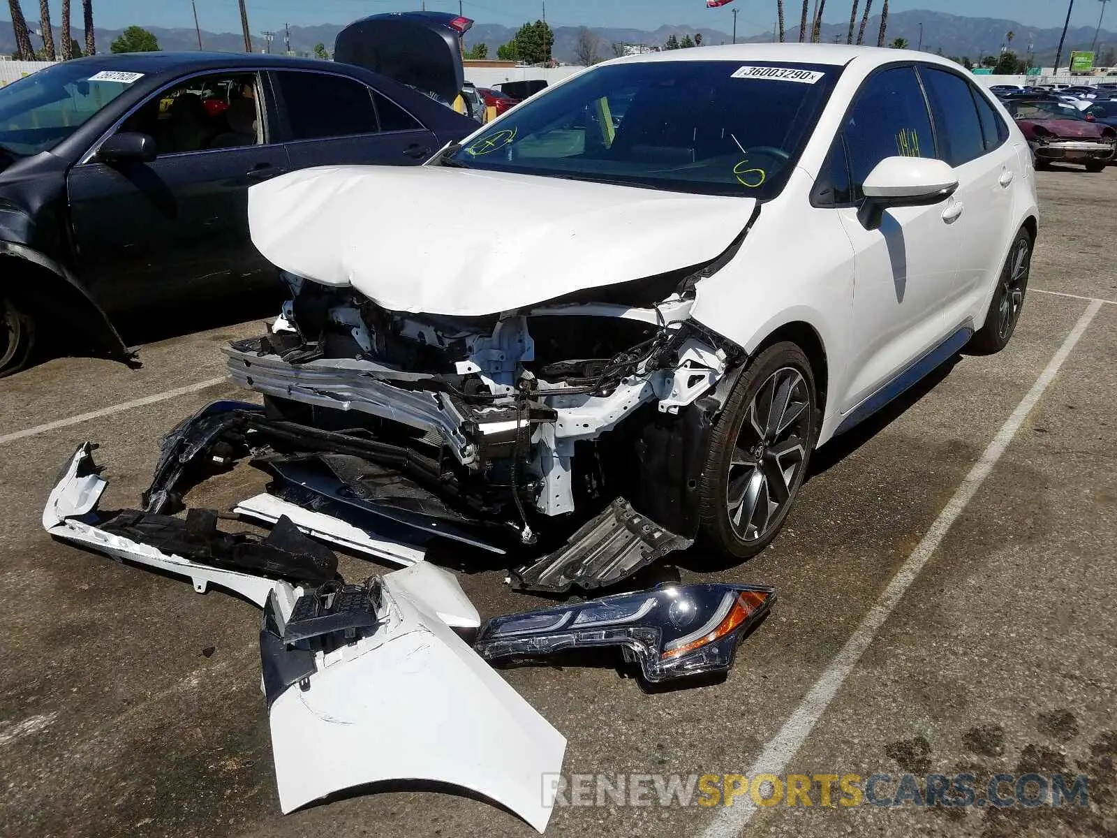 2 Photograph of a damaged car 5YFS4RCE3LP015336 TOYOTA COROLLA 2020