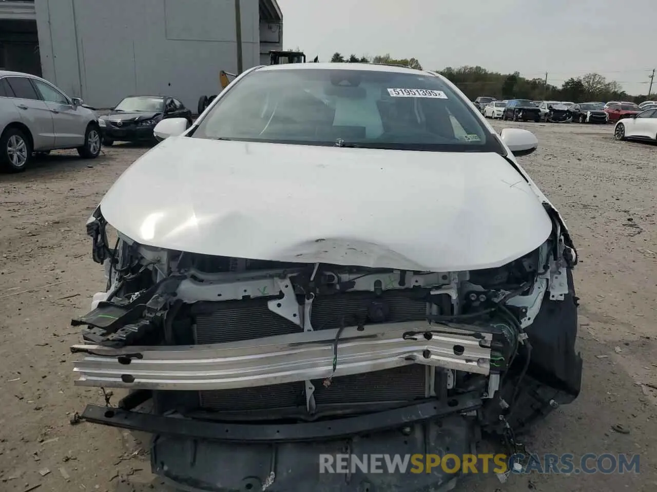 5 Photograph of a damaged car 5YFS4RCE3LP017684 TOYOTA COROLLA 2020