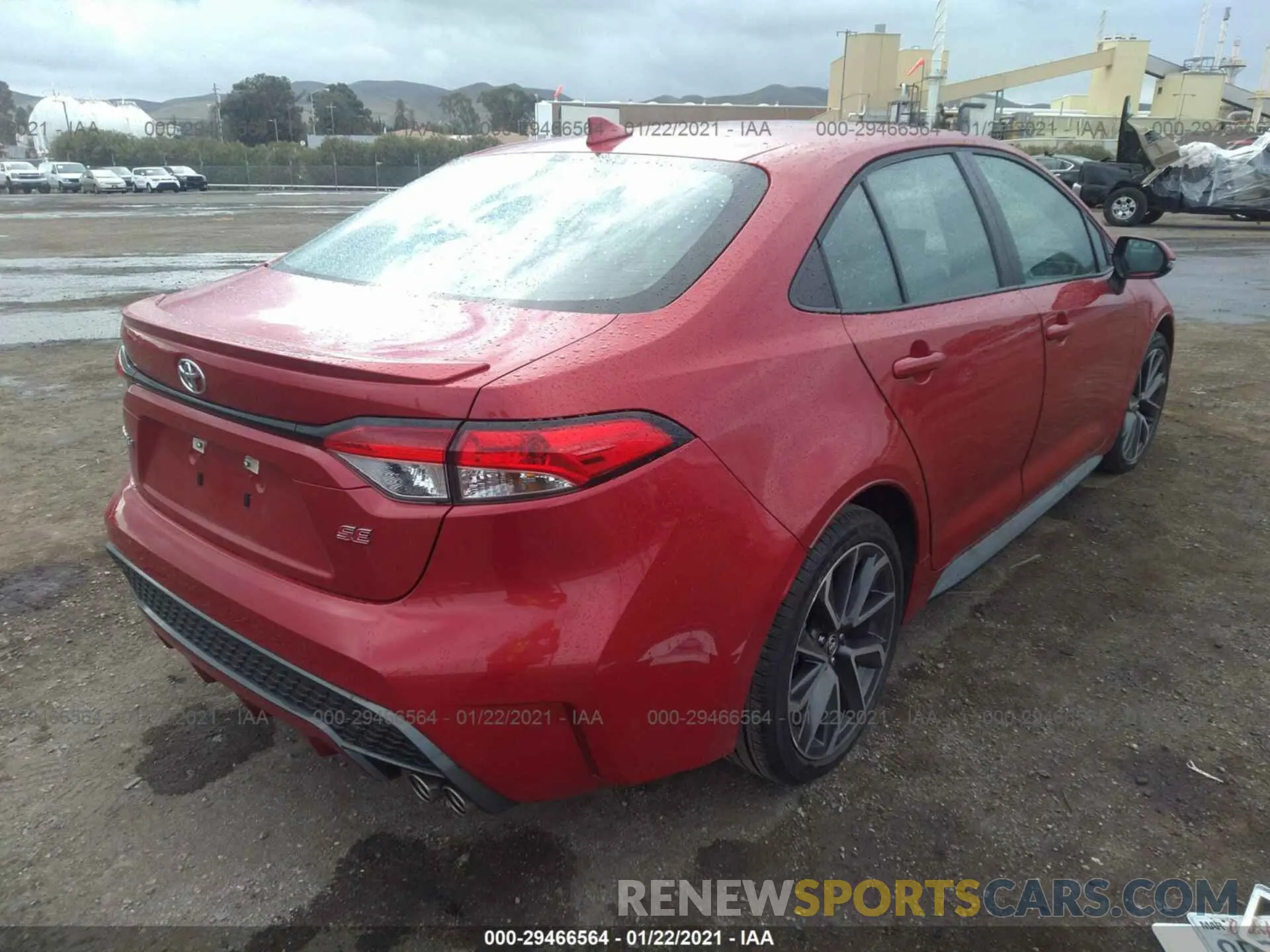 4 Photograph of a damaged car 5YFS4RCE3LP024778 TOYOTA COROLLA 2020