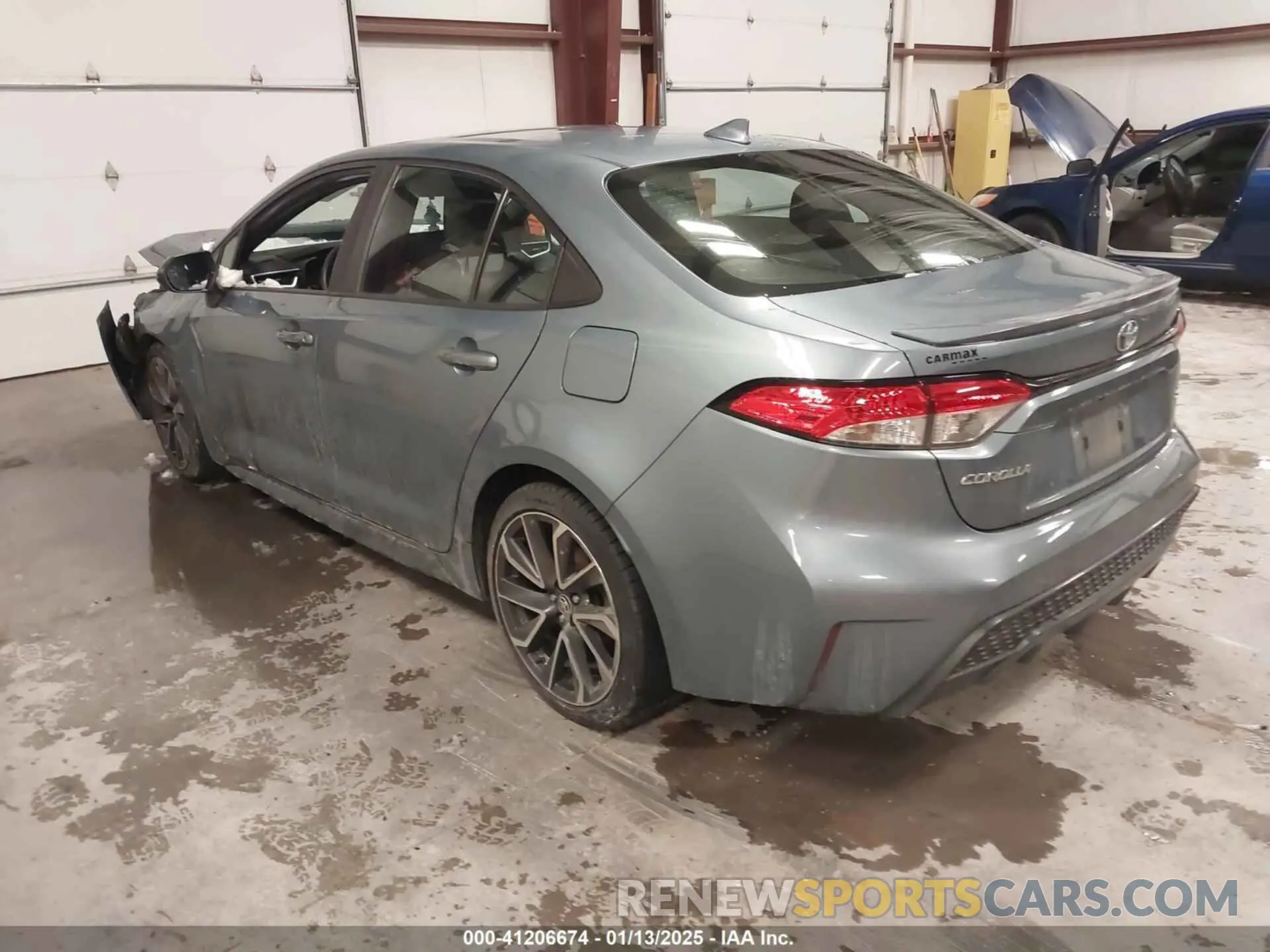 3 Photograph of a damaged car 5YFS4RCE3LP031312 TOYOTA COROLLA 2020