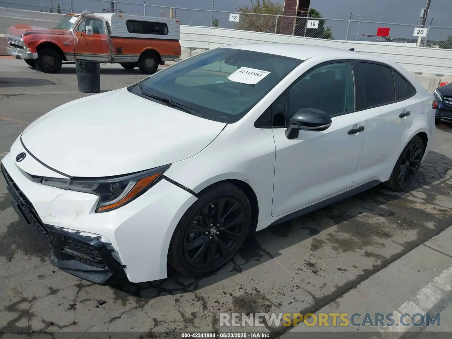 2 Photograph of a damaged car 5YFS4RCE3LP035182 TOYOTA COROLLA 2020