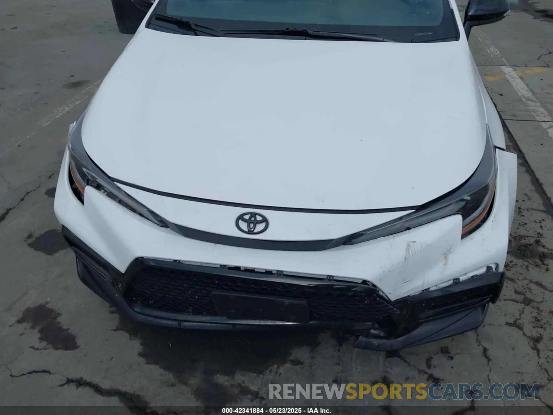 6 Photograph of a damaged car 5YFS4RCE3LP035182 TOYOTA COROLLA 2020