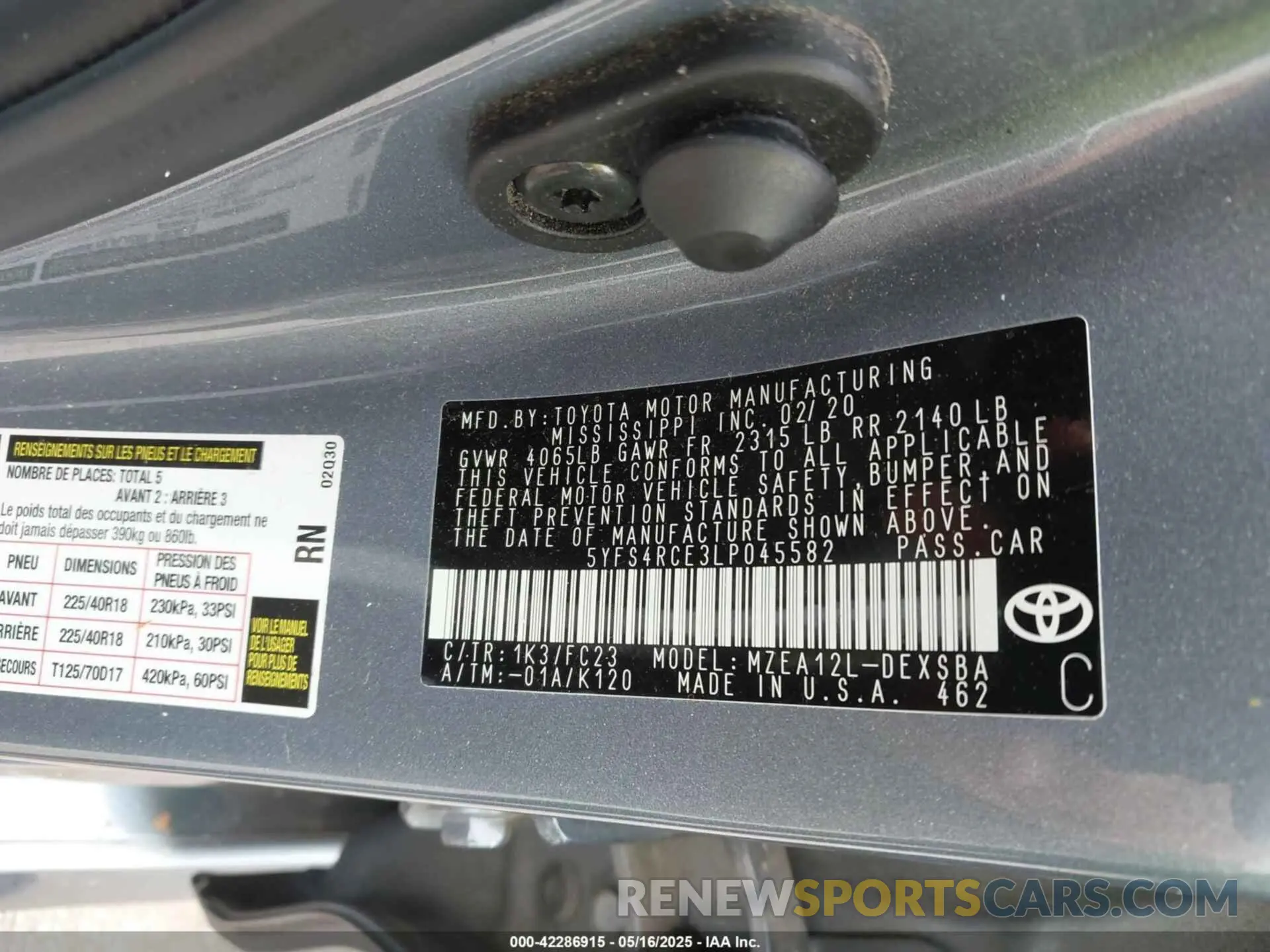 9 Photograph of a damaged car 5YFS4RCE3LP045582 TOYOTA COROLLA 2020
