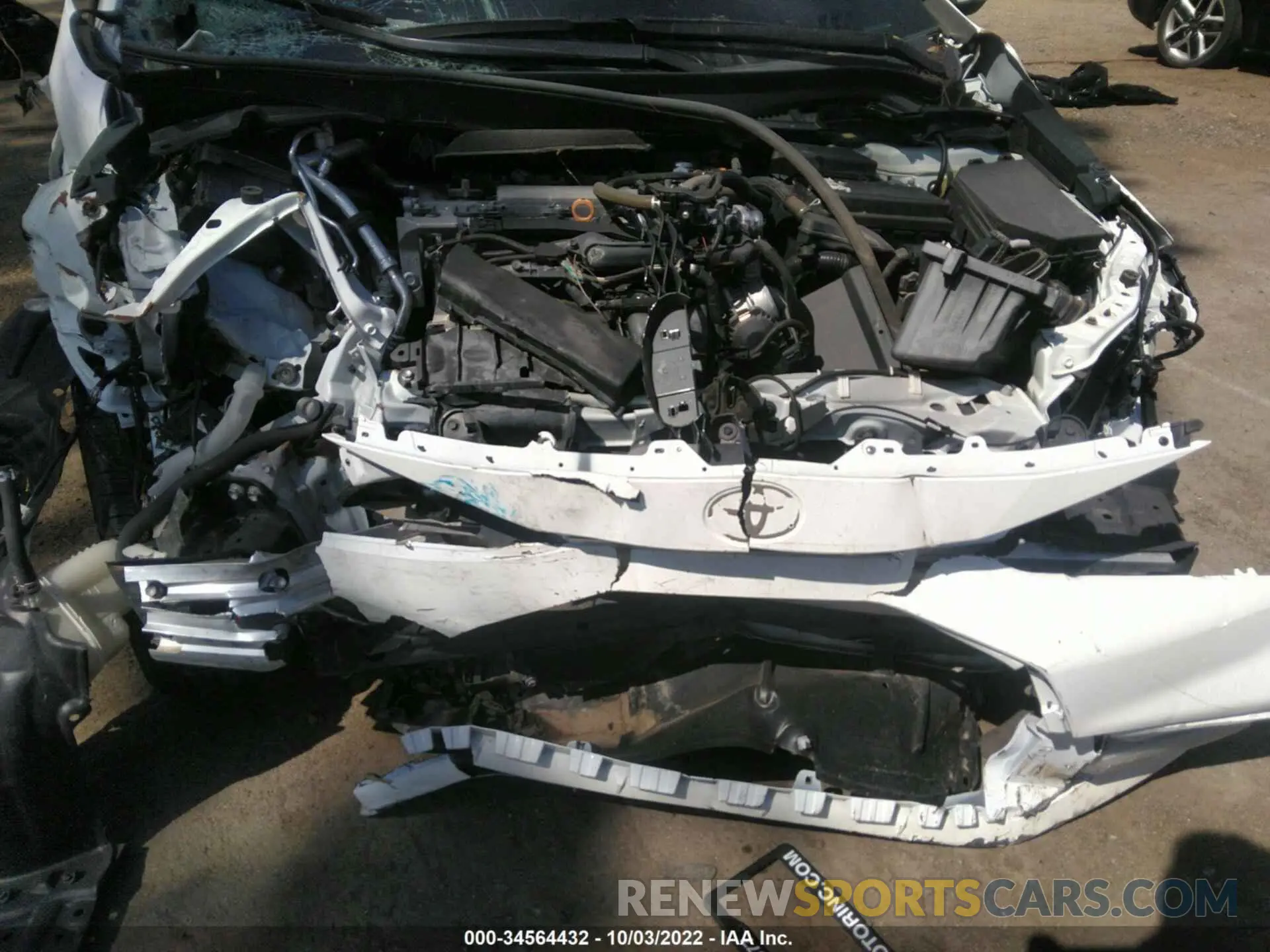 6 Photograph of a damaged car 5YFS4RCE3LP046988 TOYOTA COROLLA 2020