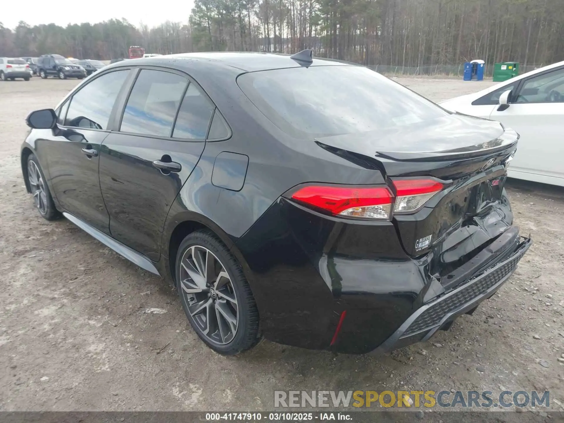 3 Photograph of a damaged car 5YFS4RCE3LP051561 TOYOTA COROLLA 2020