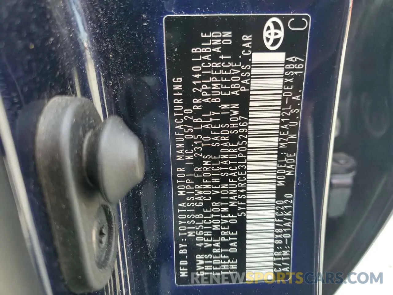 12 Photograph of a damaged car 5YFS4RCE3LP052967 TOYOTA COROLLA 2020