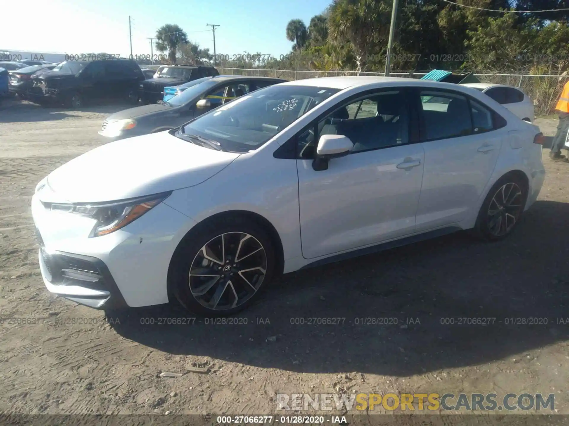 2 Photograph of a damaged car 5YFS4RCE4LP022571 TOYOTA COROLLA 2020