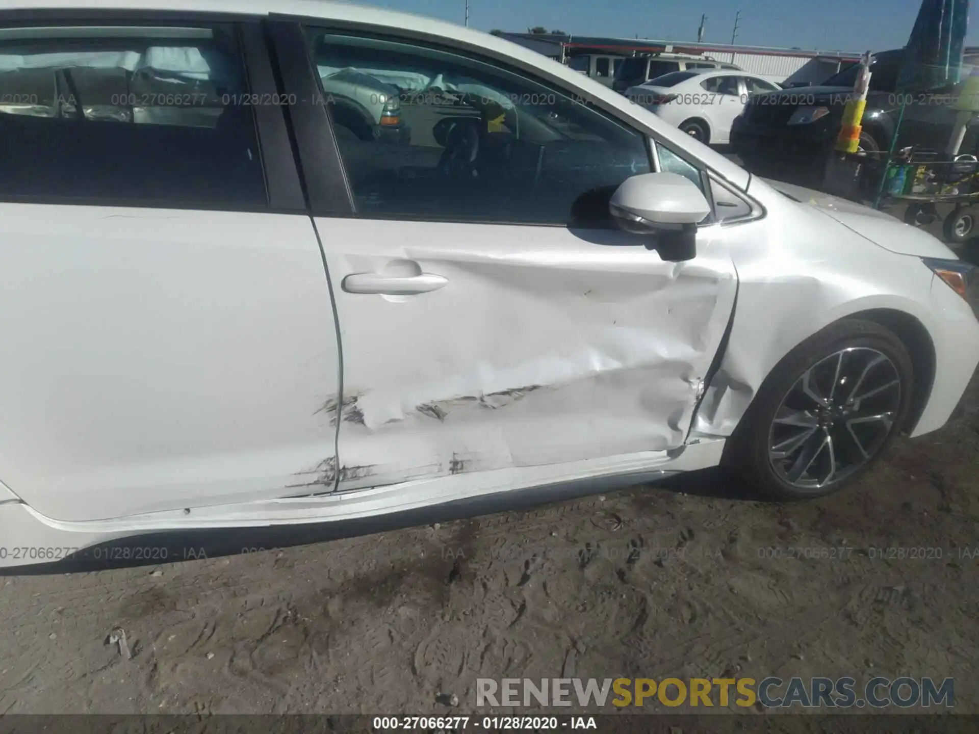 6 Photograph of a damaged car 5YFS4RCE4LP022571 TOYOTA COROLLA 2020