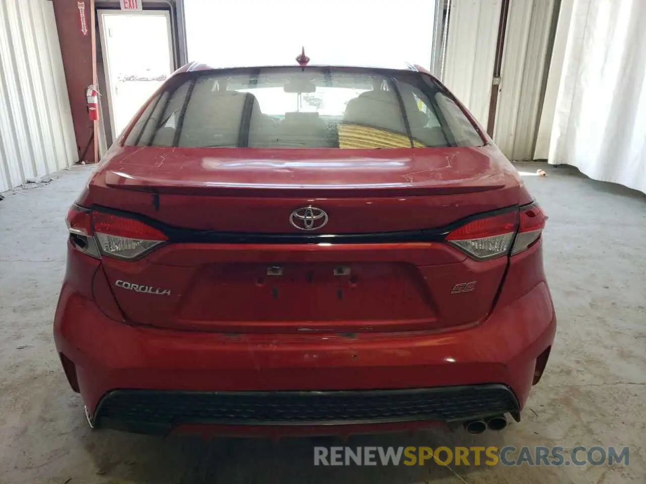 6 Photograph of a damaged car 5YFS4RCE4LP023042 TOYOTA COROLLA 2020