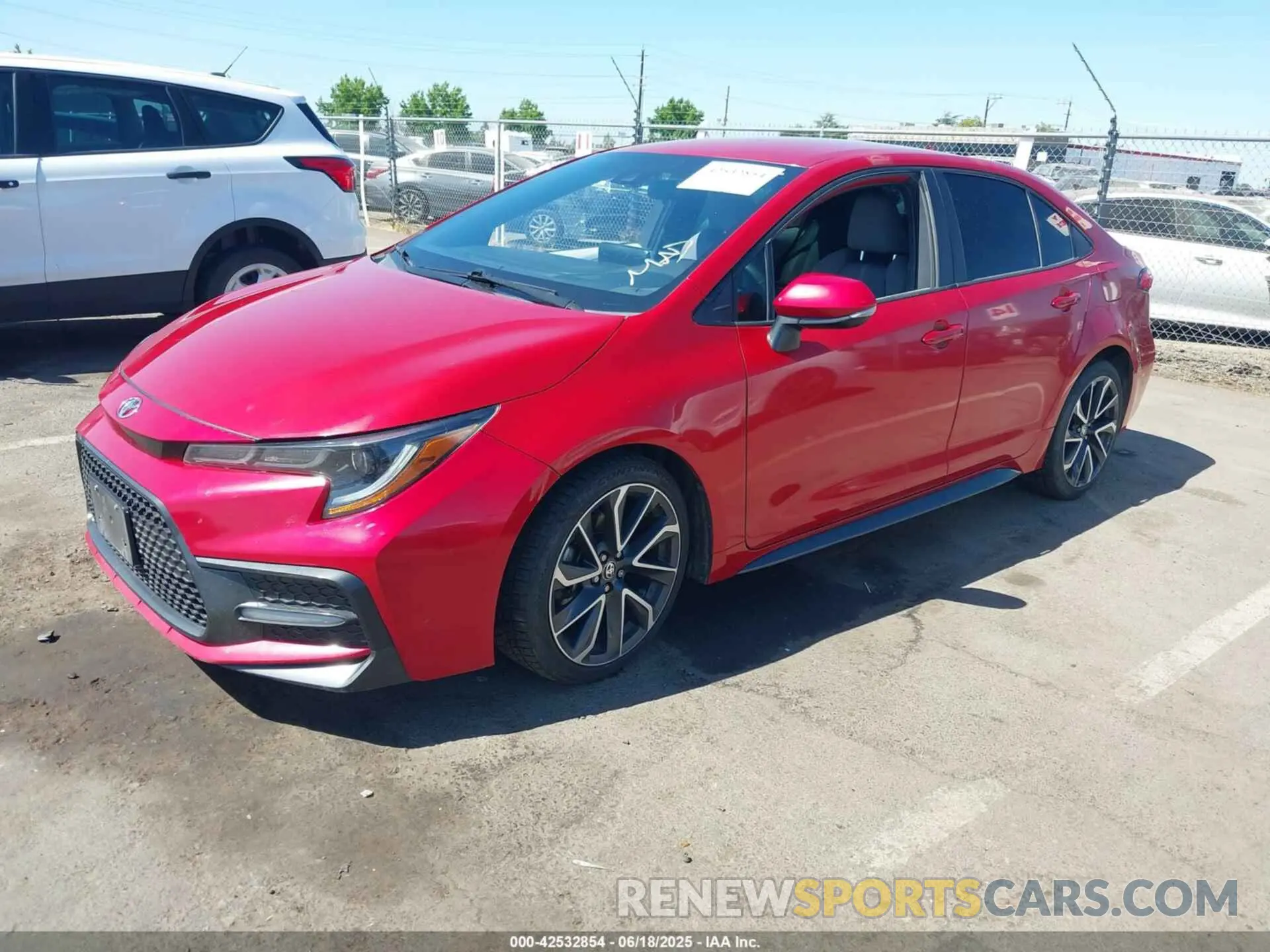 2 Photograph of a damaged car 5YFS4RCE4LP029701 TOYOTA COROLLA 2020