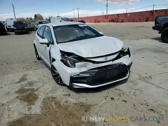10 Photograph of a damaged car 5YFS4RCE4LP035577 TOYOTA COROLLA 2020