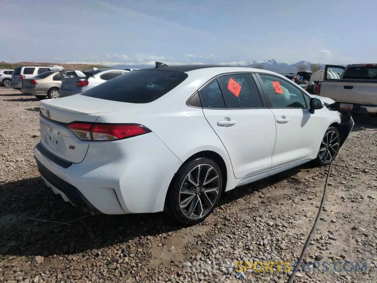 3 Photograph of a damaged car 5YFS4RCE4LP039239 TOYOTA COROLLA 2020
