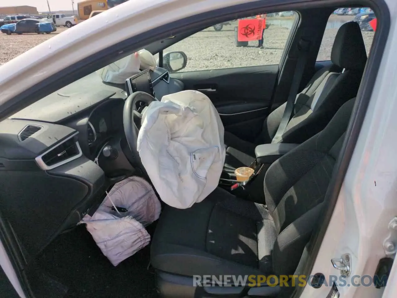 7 Photograph of a damaged car 5YFS4RCE4LP039239 TOYOTA COROLLA 2020