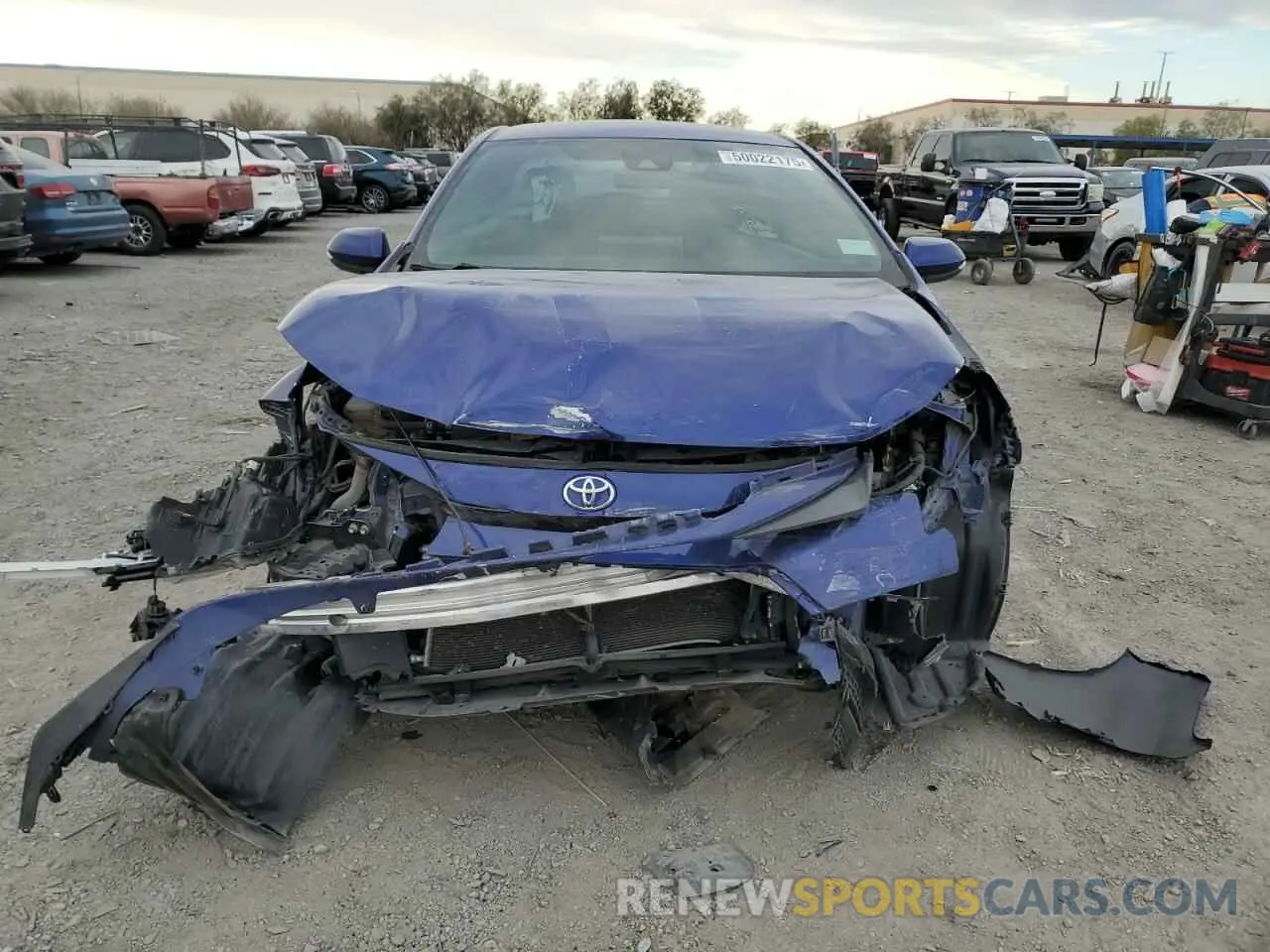 5 Photograph of a damaged car 5YFS4RCE4LP039886 TOYOTA COROLLA 2020