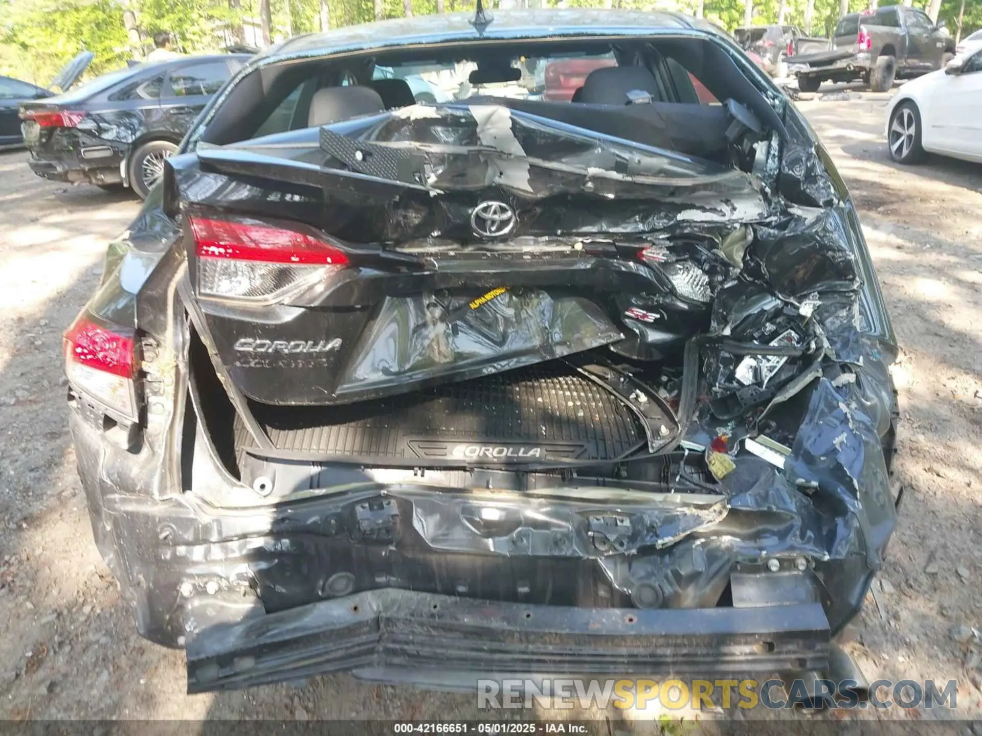 16 Photograph of a damaged car 5YFS4RCE4LP040097 TOYOTA COROLLA 2020