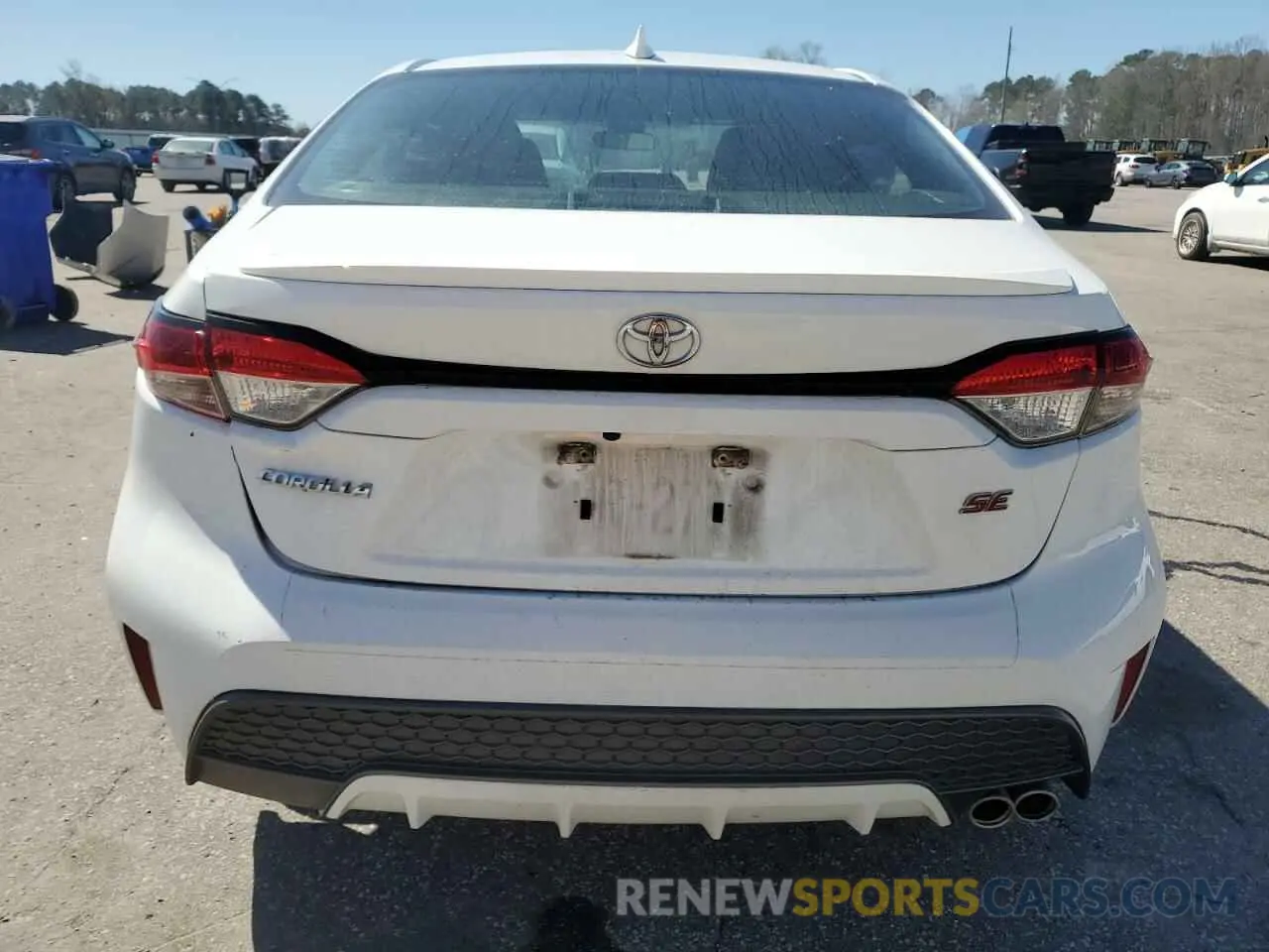 6 Photograph of a damaged car 5YFS4RCE4LP041184 TOYOTA COROLLA 2020