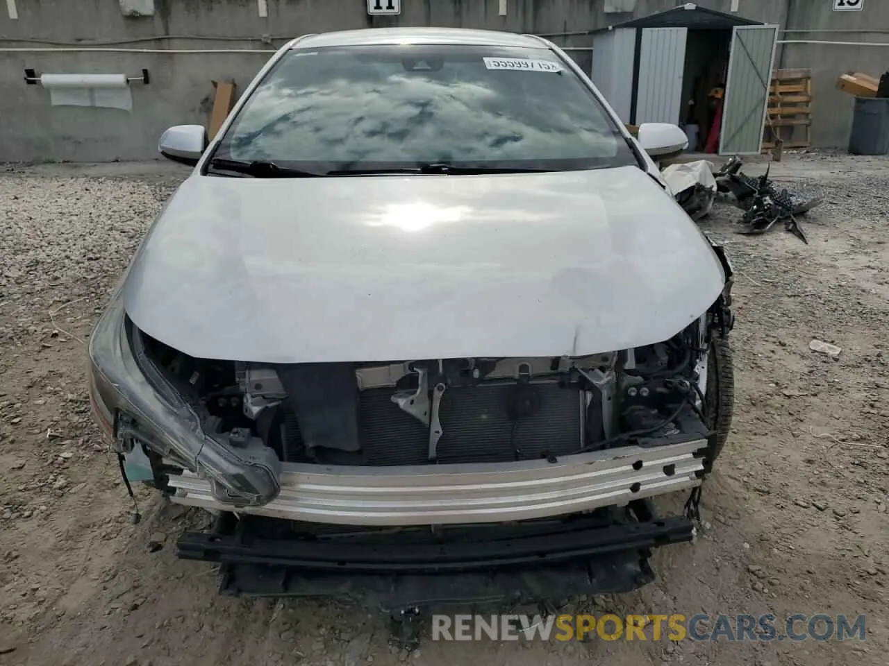 5 Photograph of a damaged car 5YFS4RCE5LP018903 TOYOTA COROLLA 2020