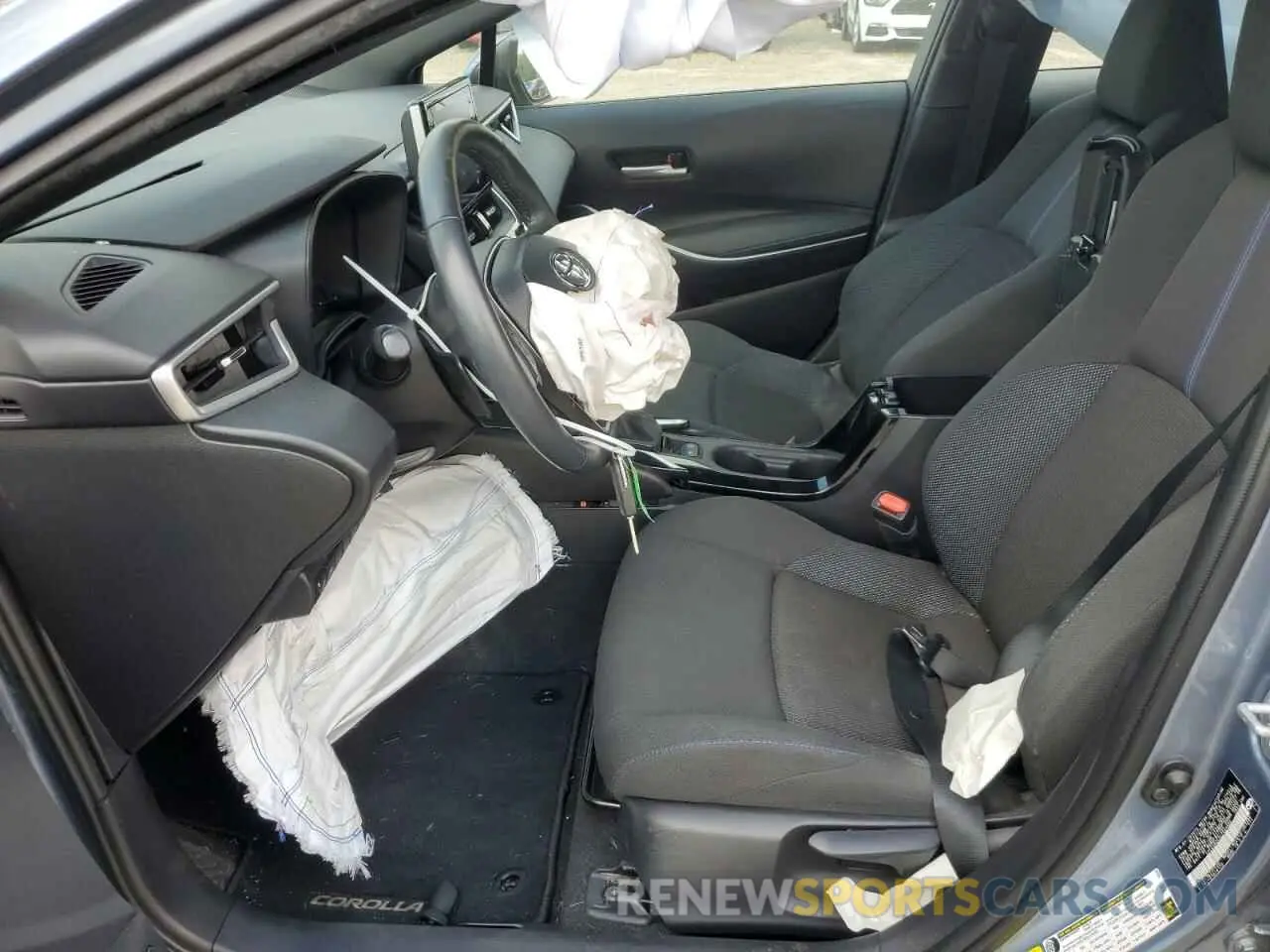 7 Photograph of a damaged car 5YFS4RCE5LP024684 TOYOTA COROLLA 2020
