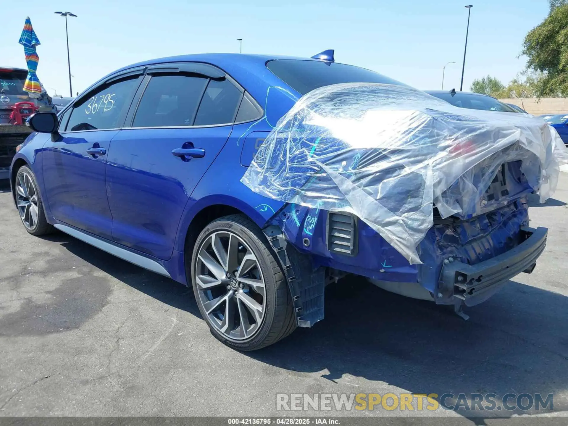 3 Photograph of a damaged car 5YFS4RCE5LP030789 TOYOTA COROLLA 2020
