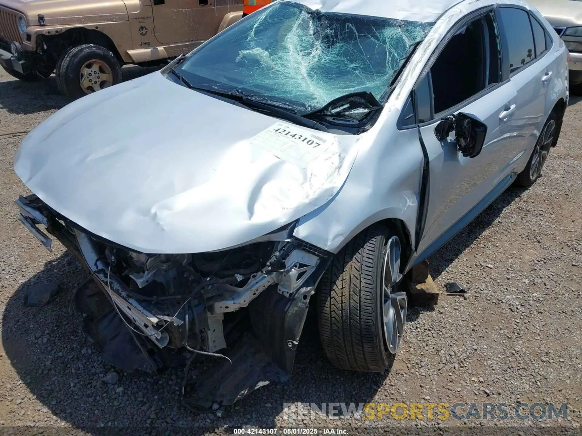 6 Photograph of a damaged car 5YFS4RCE5LP034504 TOYOTA COROLLA 2020