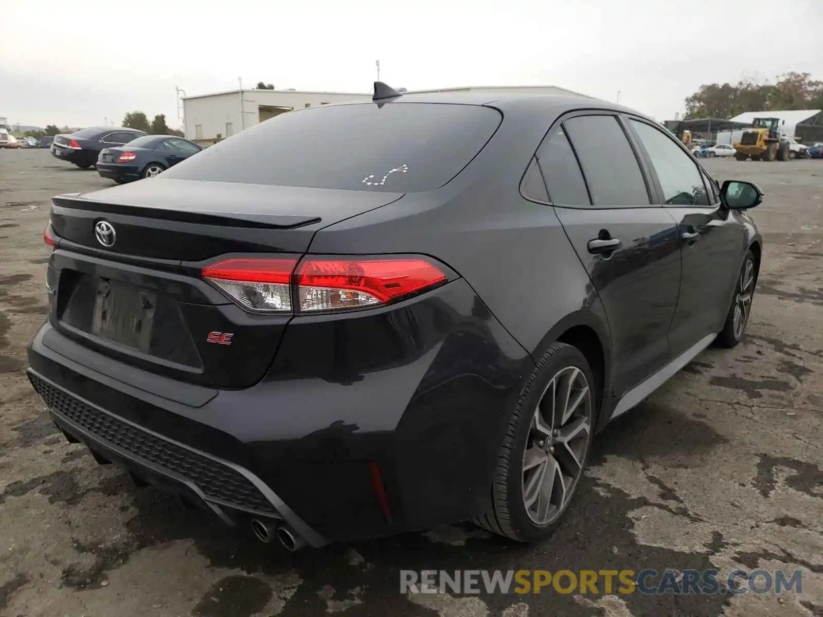 4 Photograph of a damaged car 5YFS4RCE5LP041291 TOYOTA COROLLA 2020