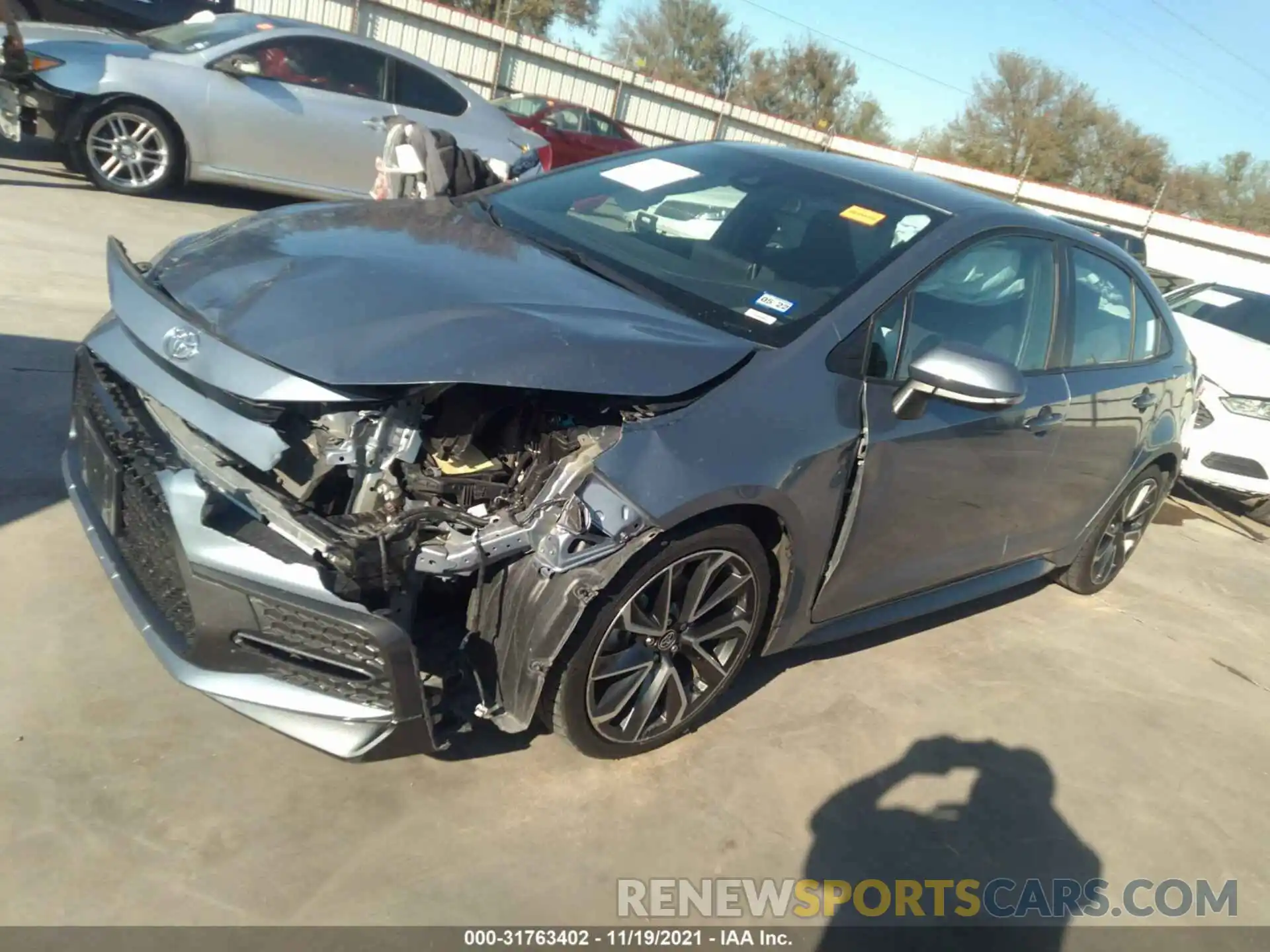 2 Photograph of a damaged car 5YFS4RCE5LP043123 TOYOTA COROLLA 2020