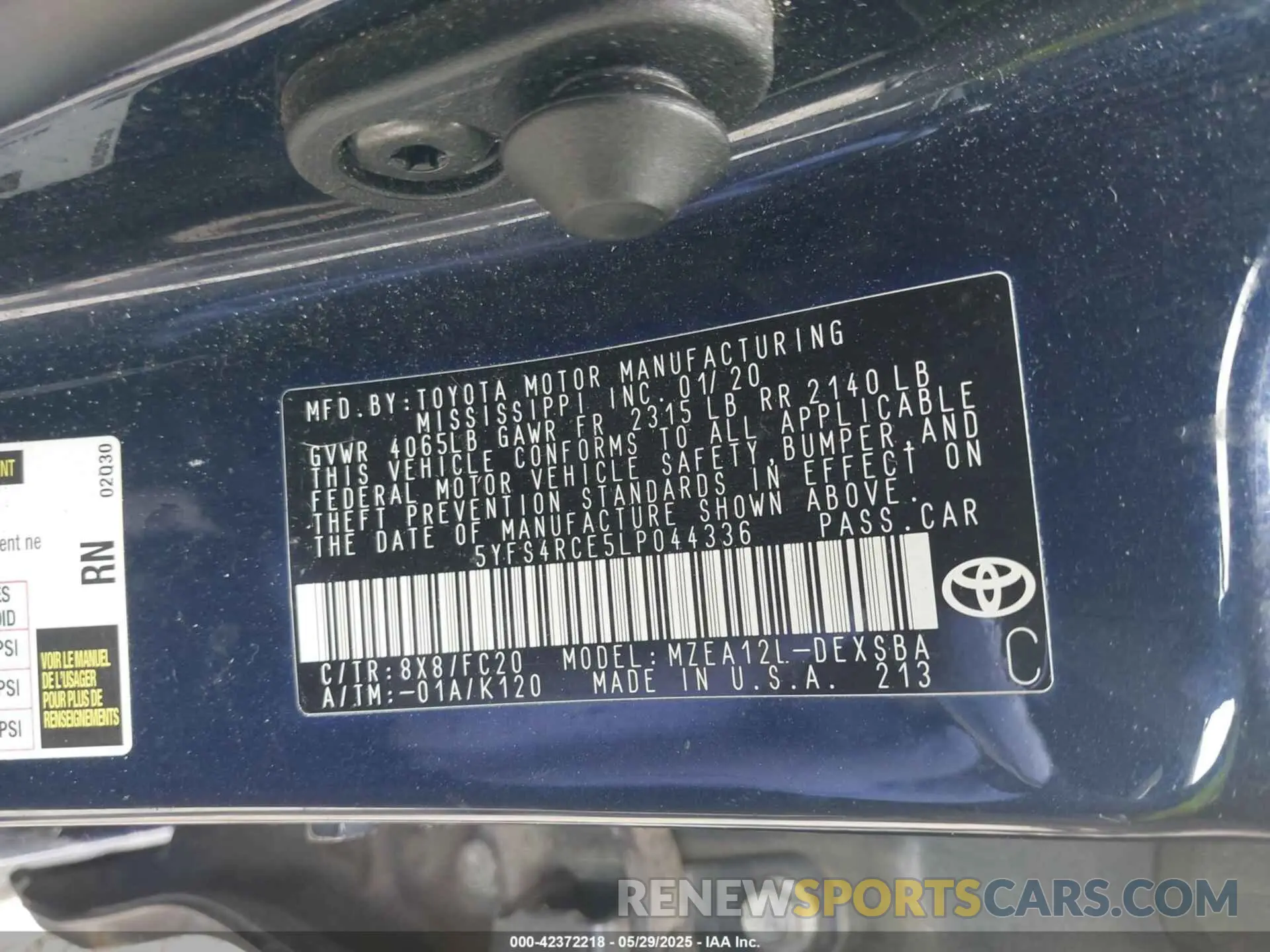 9 Photograph of a damaged car 5YFS4RCE5LP044336 TOYOTA COROLLA 2020