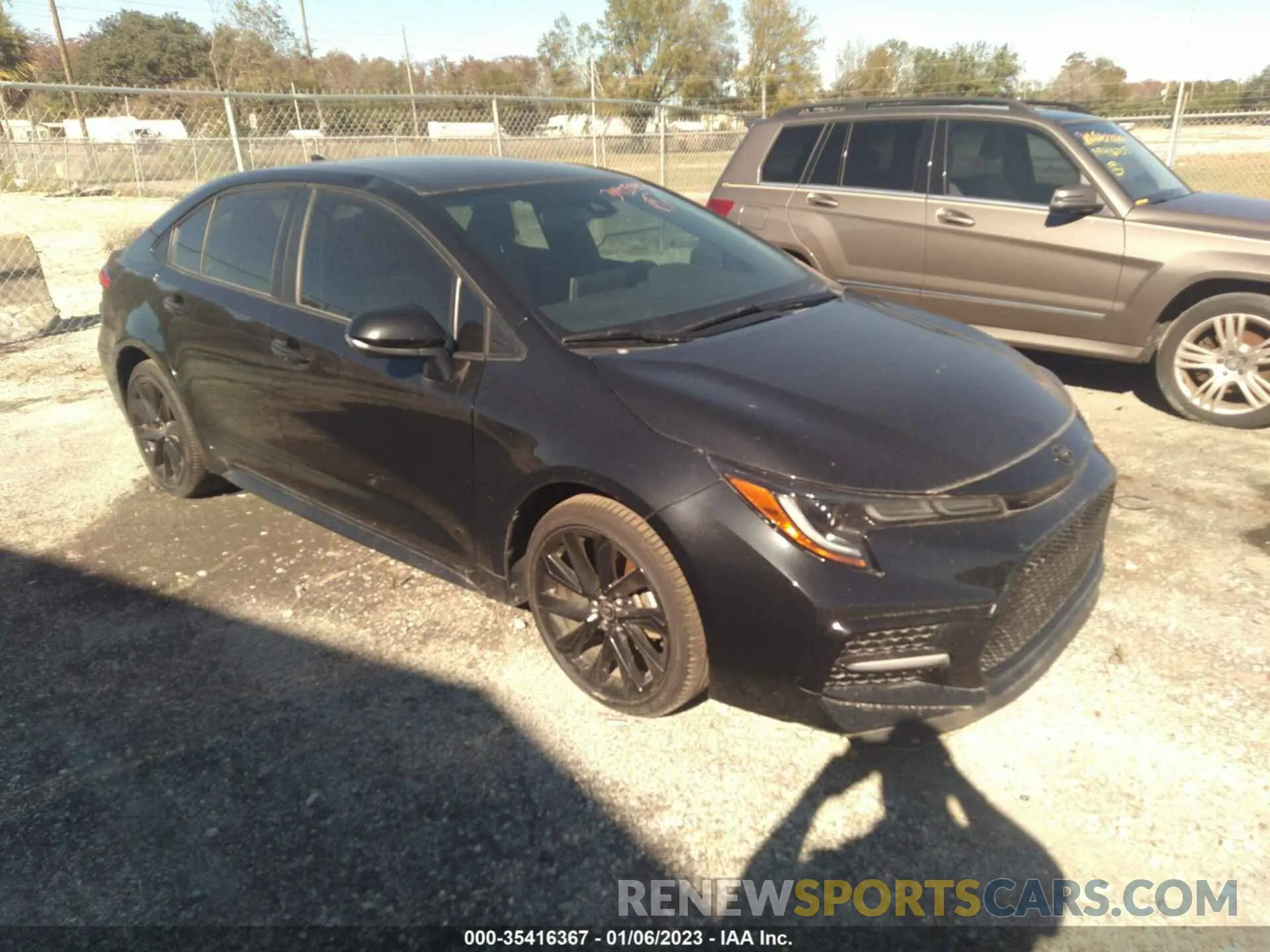 1 Photograph of a damaged car 5YFS4RCE5LP044658 TOYOTA COROLLA 2020