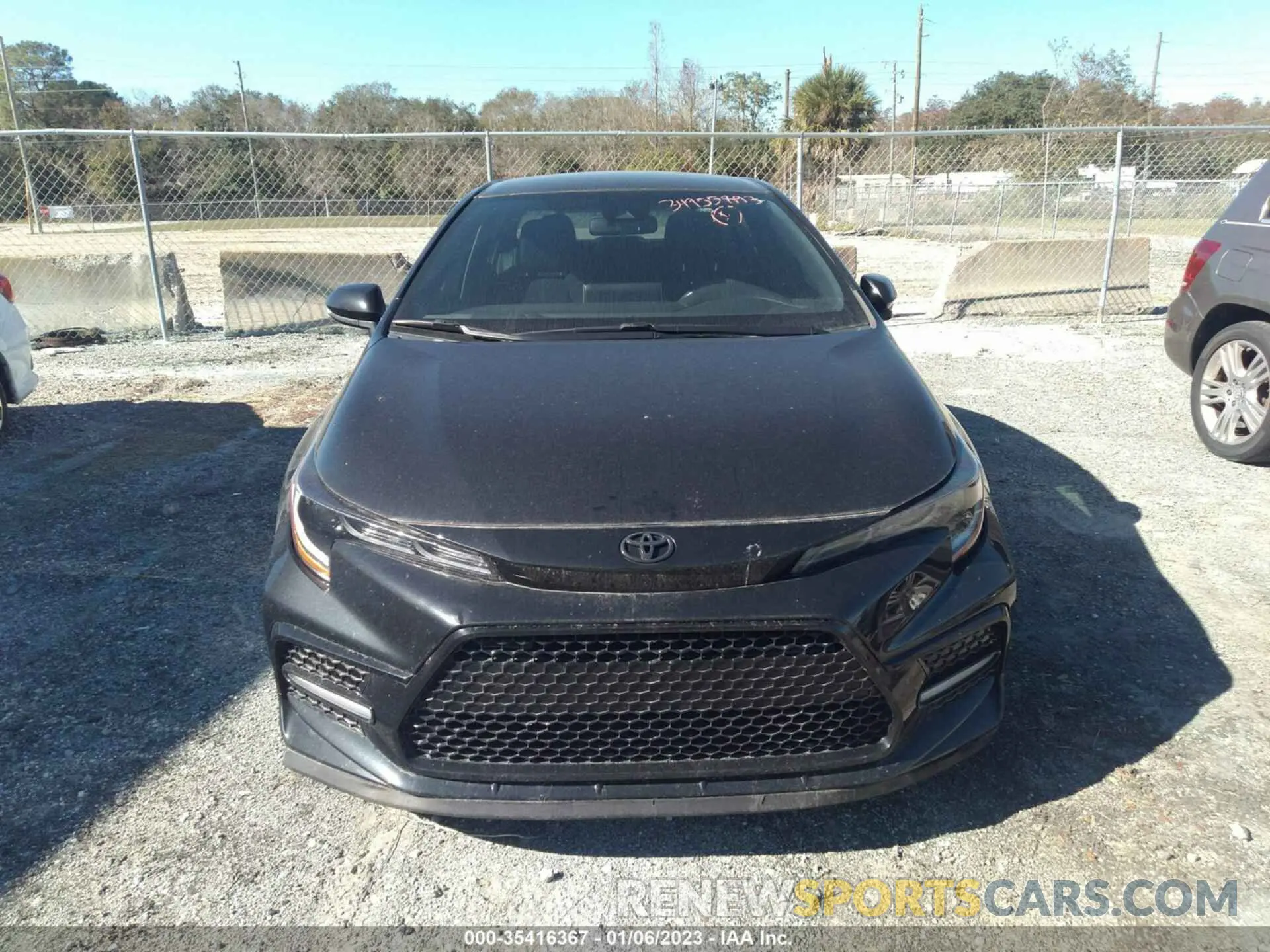 6 Photograph of a damaged car 5YFS4RCE5LP044658 TOYOTA COROLLA 2020