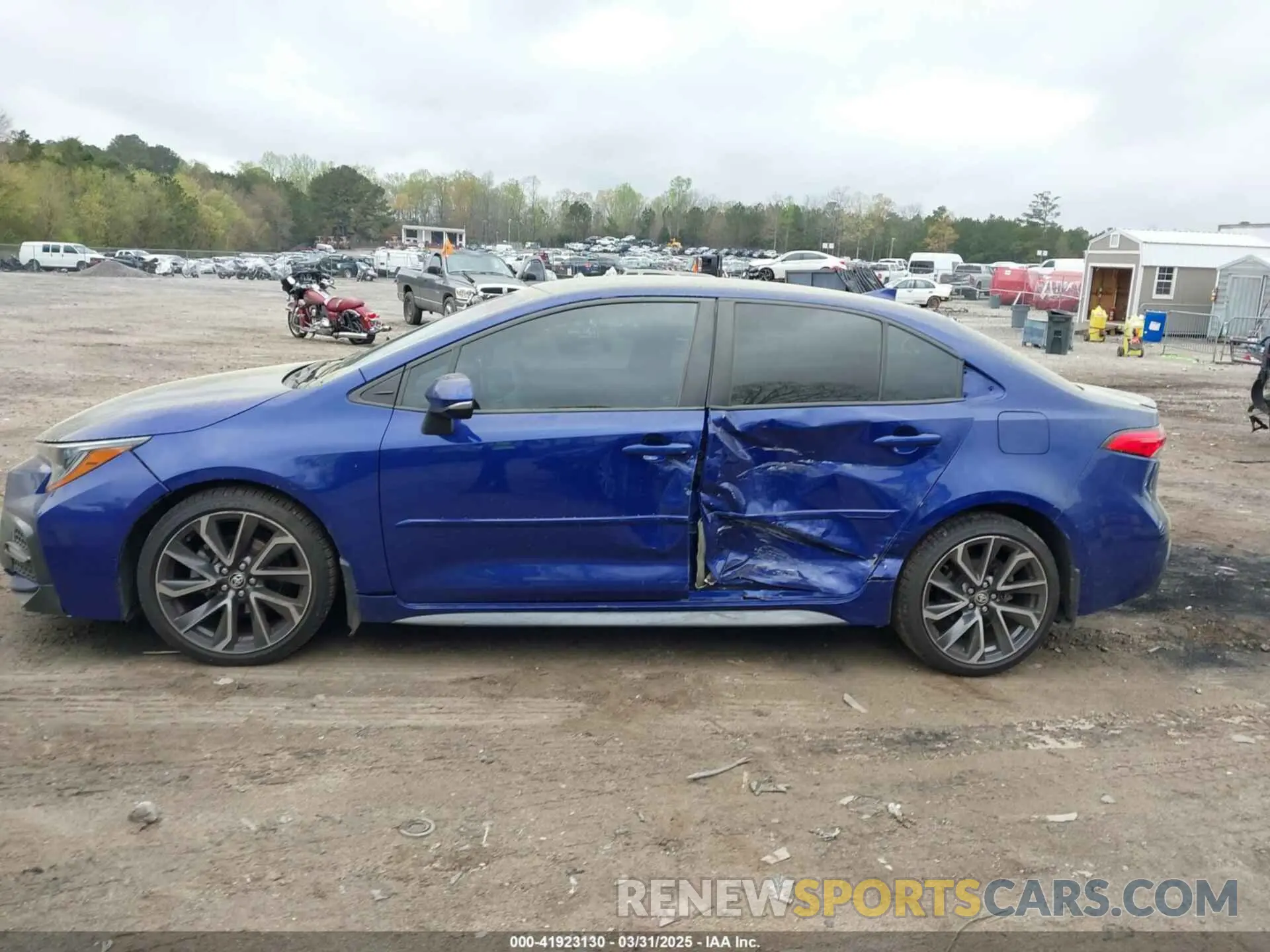 14 Photograph of a damaged car 5YFS4RCE5LP049486 TOYOTA COROLLA 2020