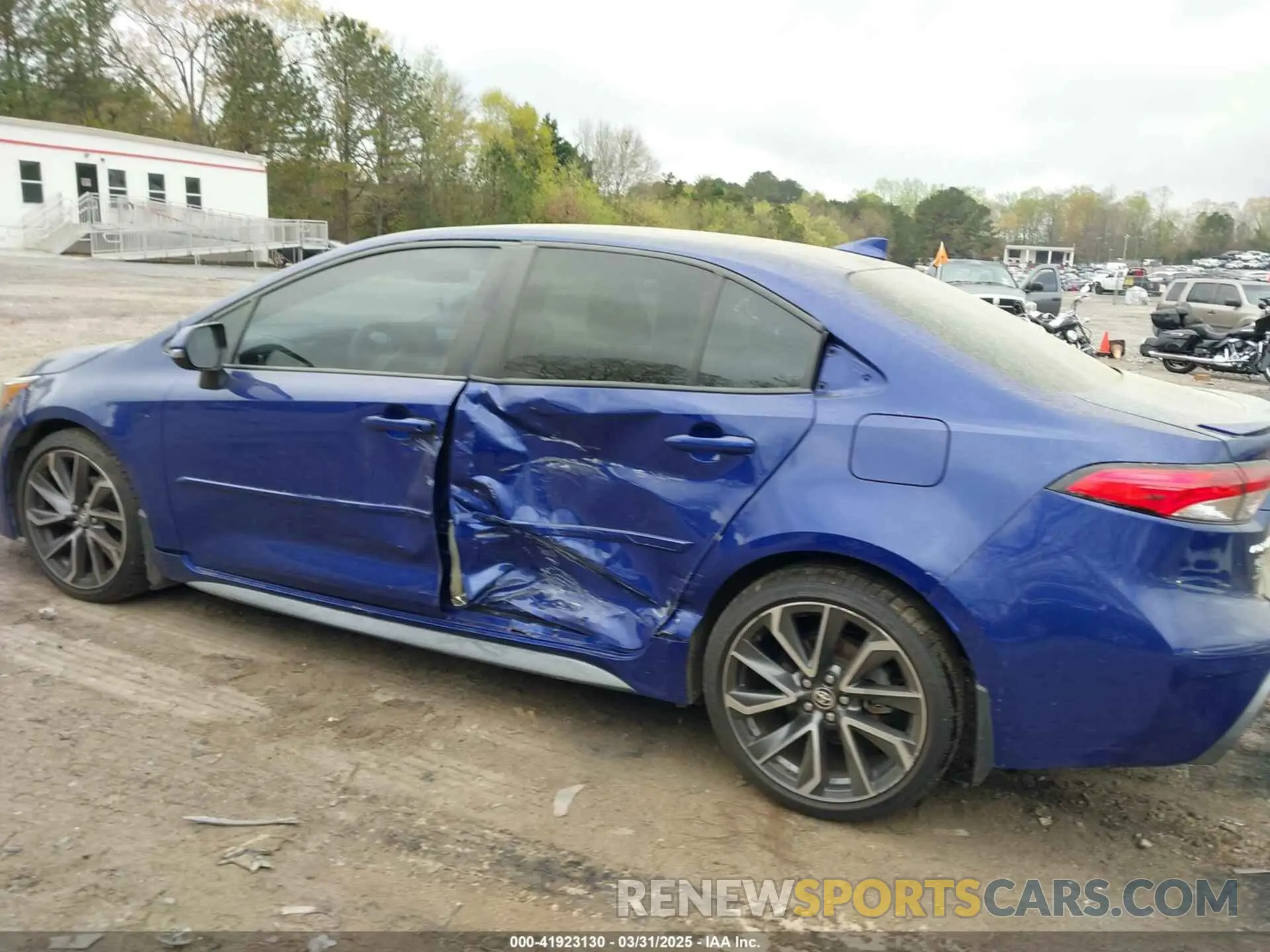 6 Photograph of a damaged car 5YFS4RCE5LP049486 TOYOTA COROLLA 2020